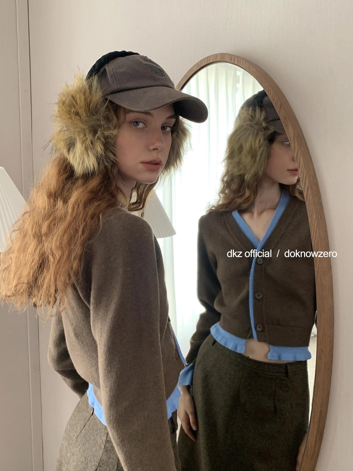 DKZ OFFICIAL Double Breasted Color Block V-neck Knit Cardigan
