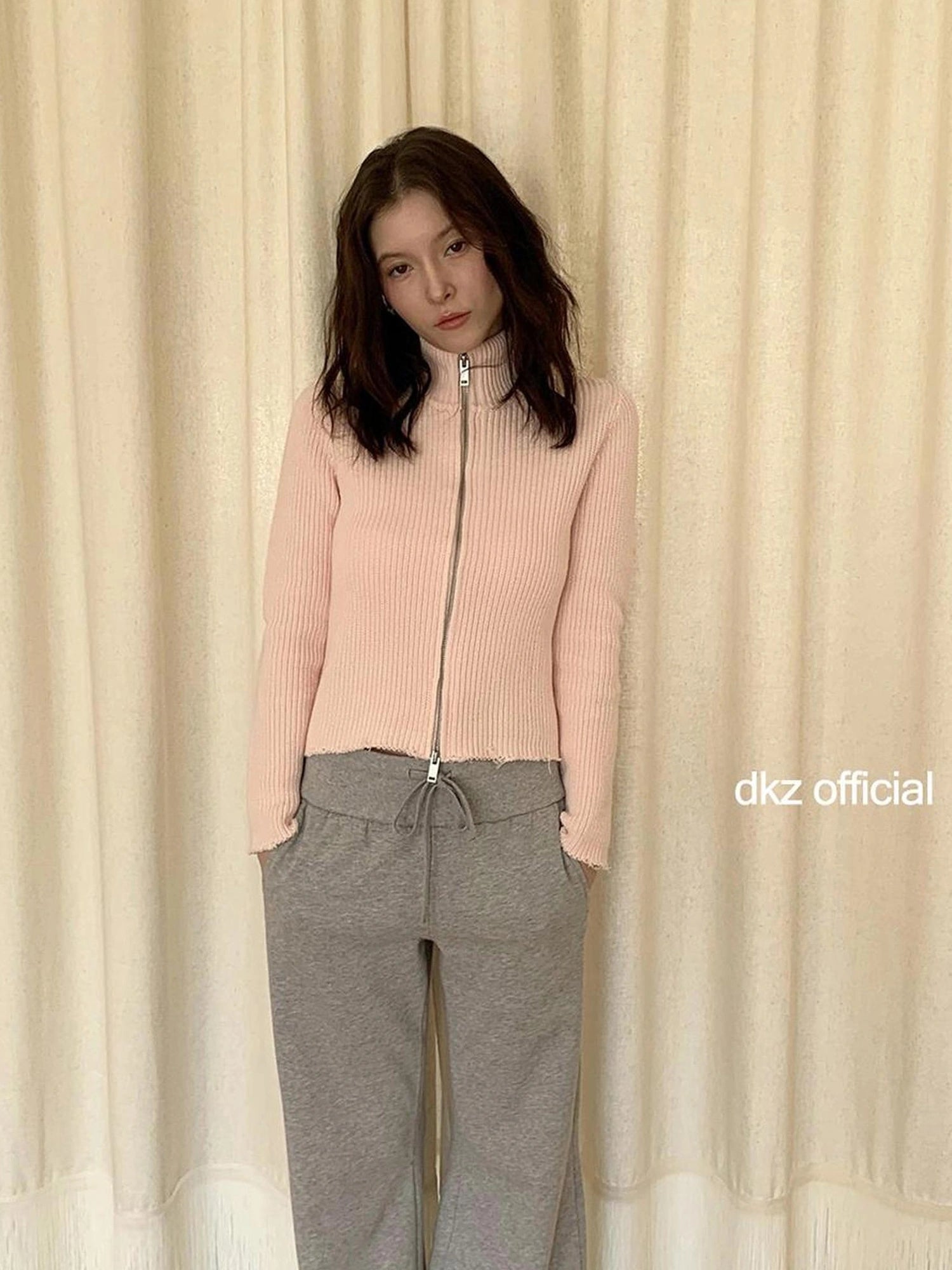 DKZ OFFICIAL Double Layered Hem Knitted Cardigan