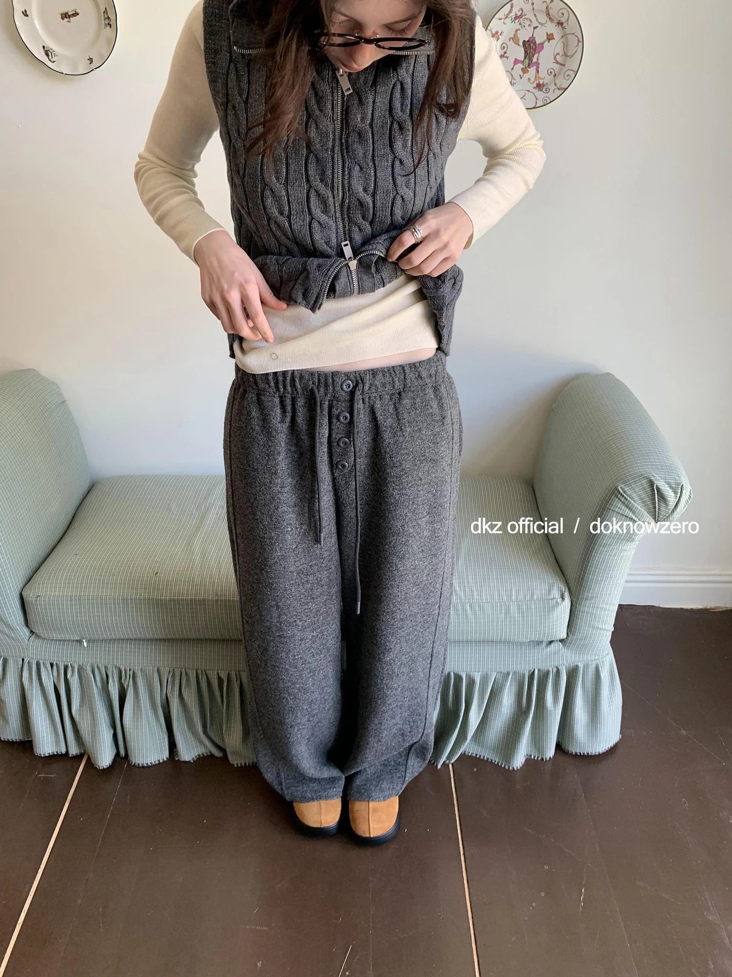 DKZ OFFICIAL Drawstring Wide Leg Trousers With Flowy Drape