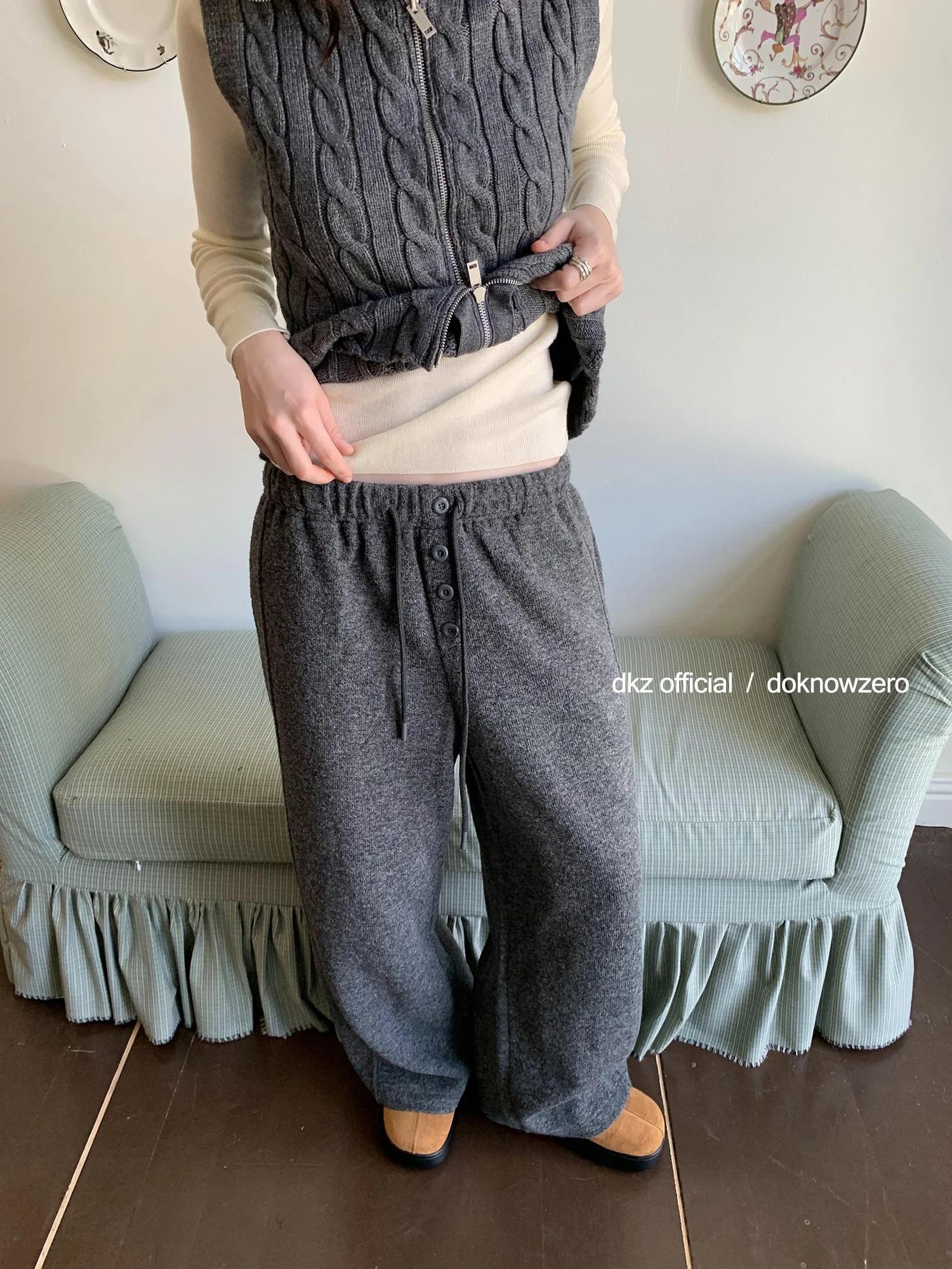 DKZ OFFICIAL Drawstring Wide Leg Trousers With Flowy Drape