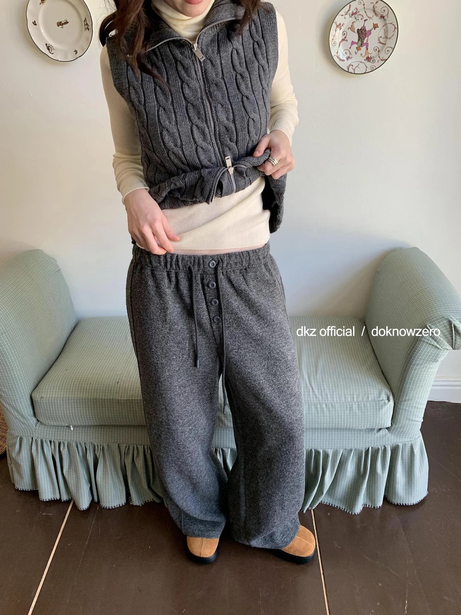 DKZ OFFICIAL Drawstring Wide Leg Trousers With Flowy Drape