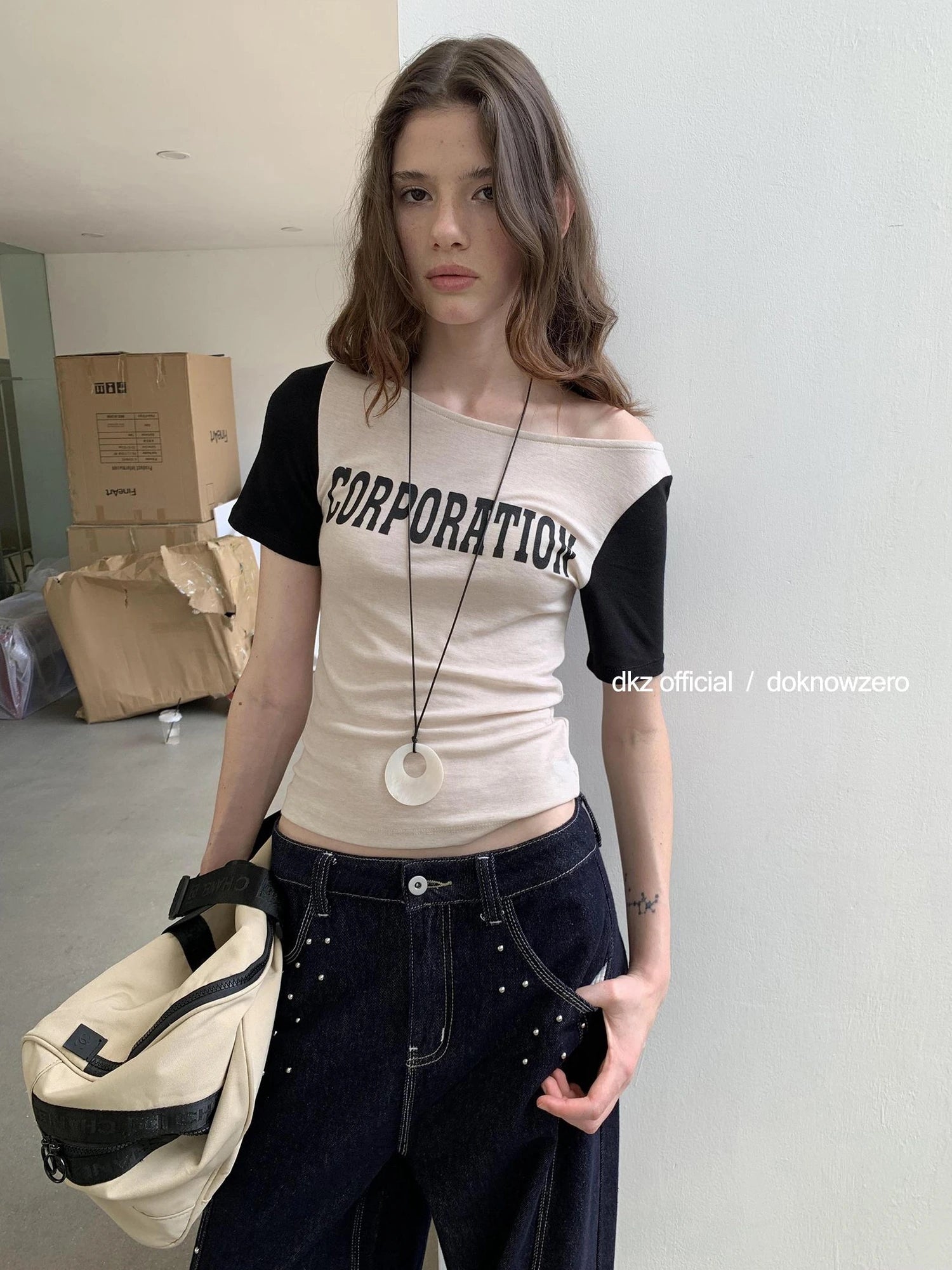 DKZ OFFICIAL Drop Shoulder Floral Print Tee