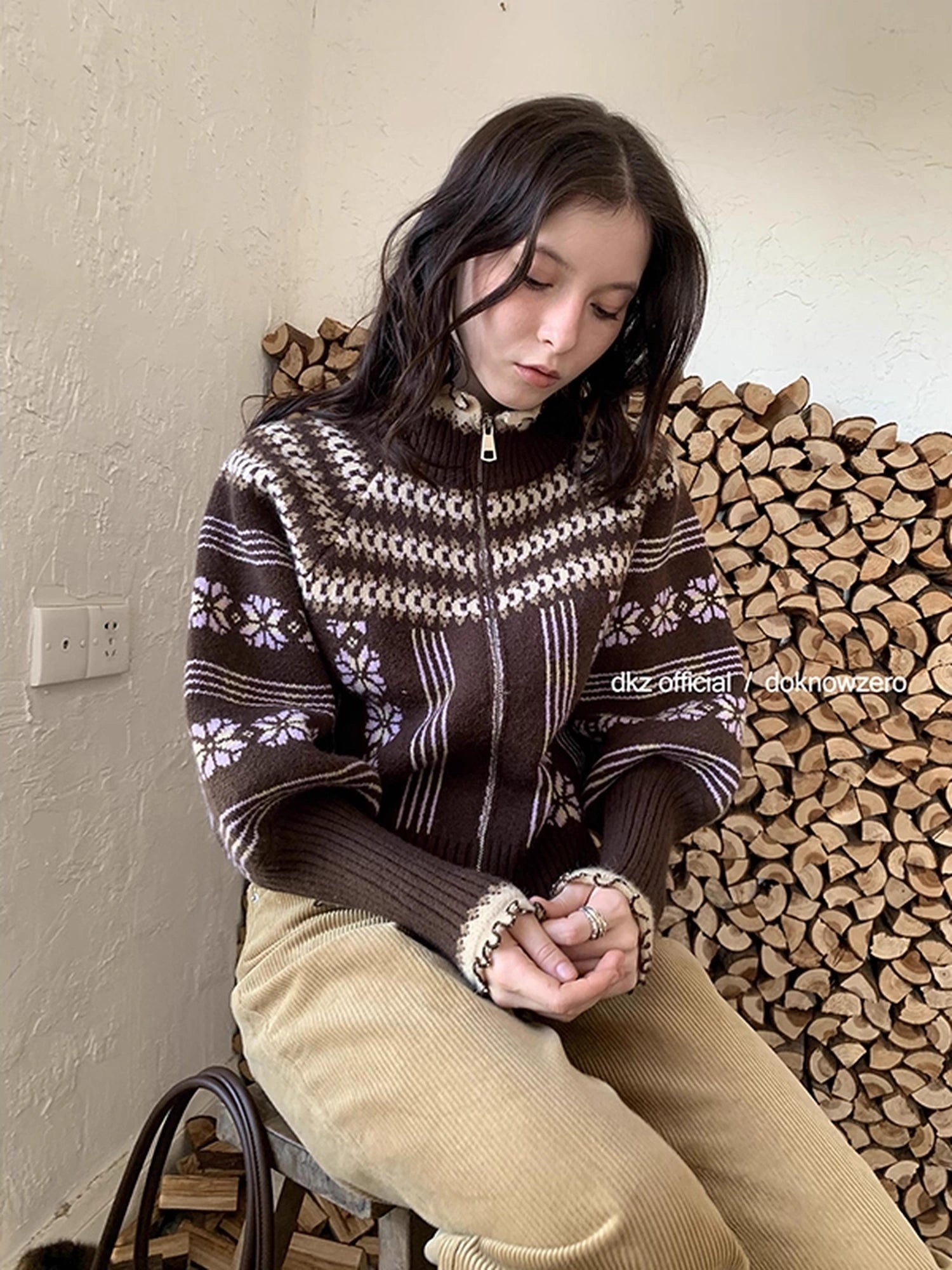 DKZ_OFFICIAL_Fair_Isle_Knit_Cardigan_With_Lantern_Sleeves_MISSTT