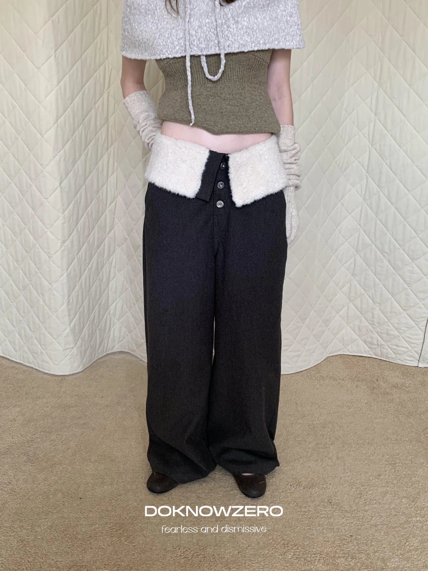 DKZ OFFICIAL Fleece Cuff Wide Leg Trousers