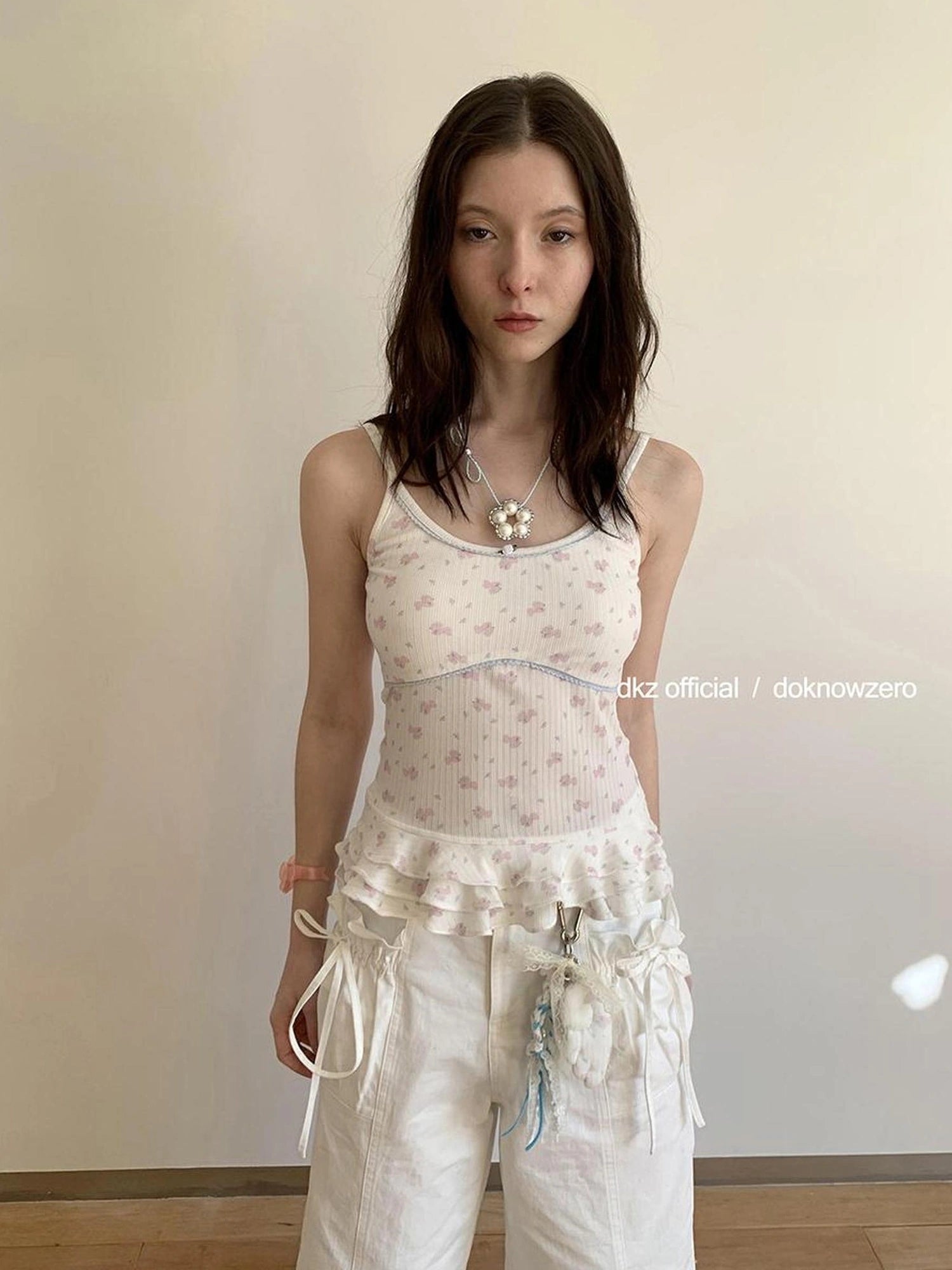 DKZ OFFICIAL Floral Bunny Print Slim Camisole Cardigan Set