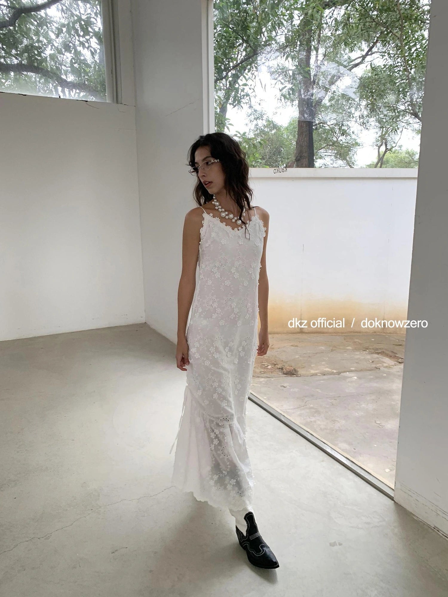 DKZ OFFICIAL Floral Embroidered Cotton Blend Maxi Skirt