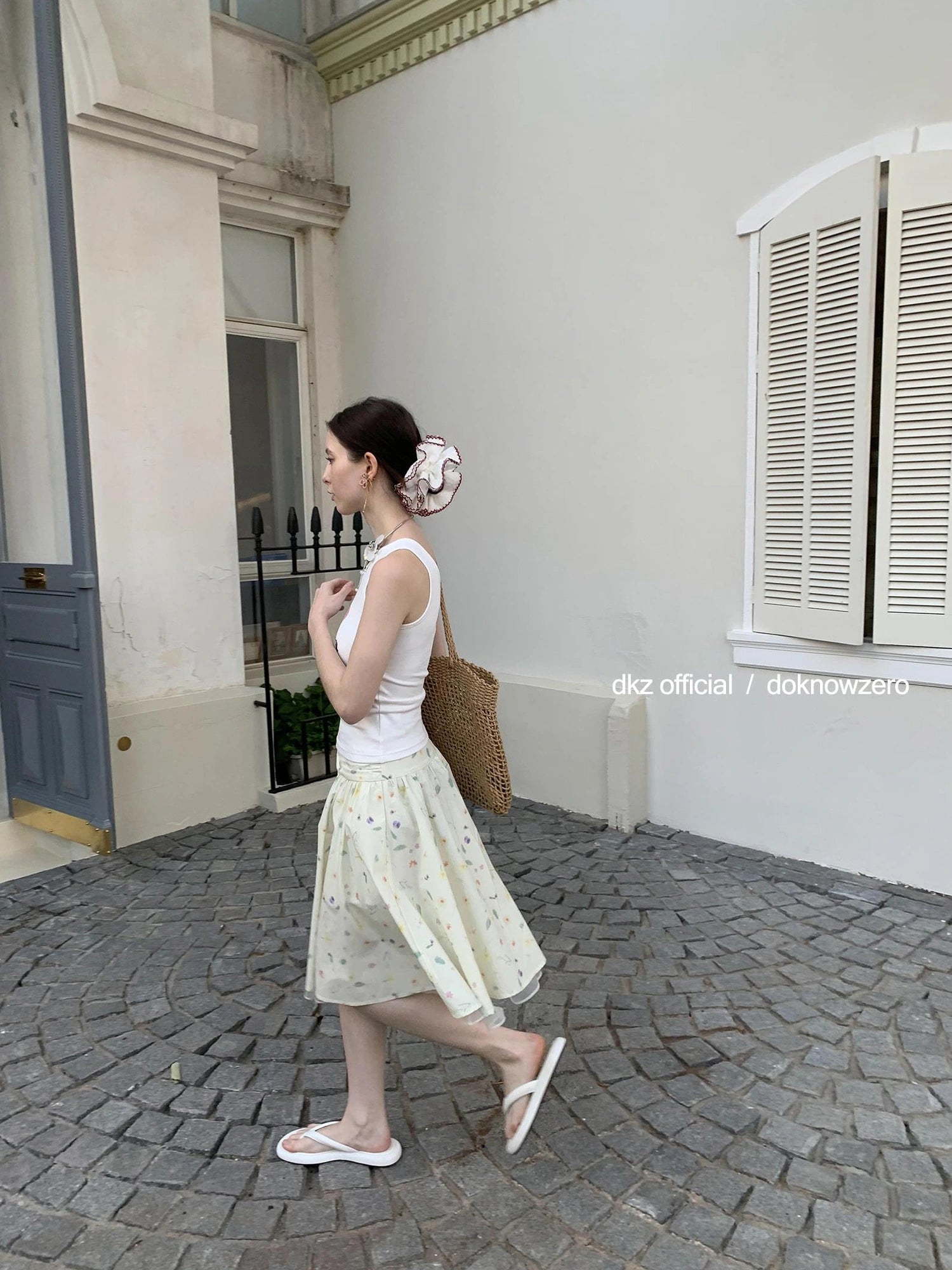 DKZ OFFICIAL Floral Print Midi Skirt In Apricot