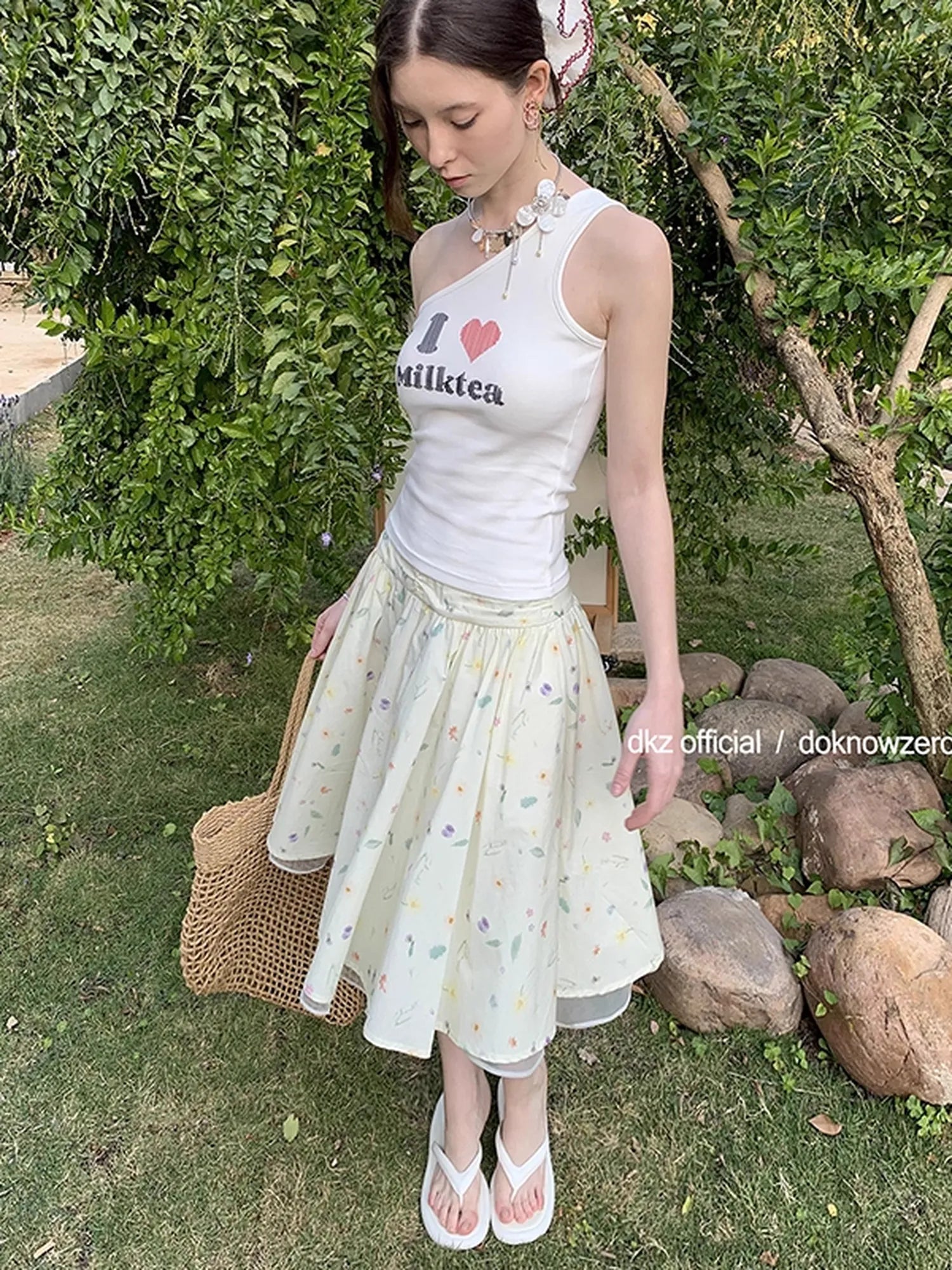 DKZ_OFFICIAL_Floral_Print_Midi_Skirt_In_Apricot_MISSTT