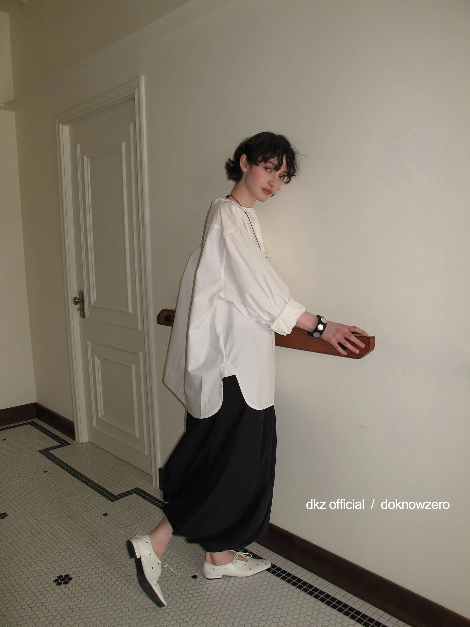 DKZ OFFICIAL Floral Sculpted A-Line Skirt With Elastic Waistband