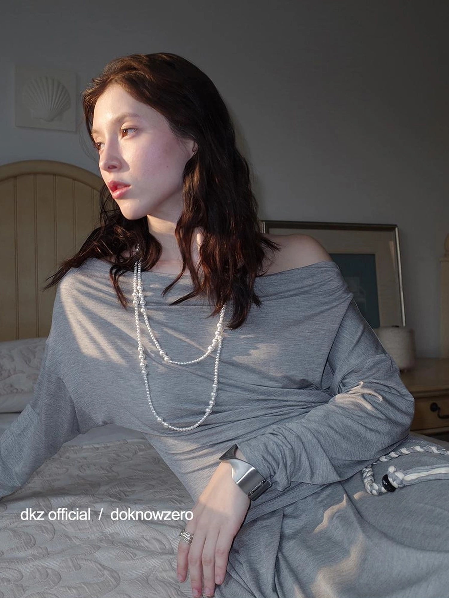 DKZ OFFICIAL Gray One Shoulder Knit Sweater And Midi Dress Set