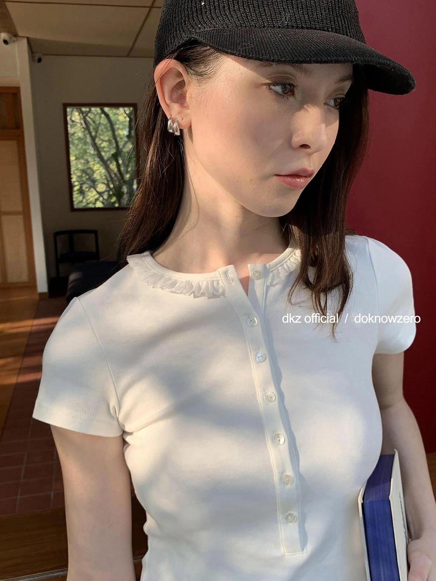 DKZ OFFICIAL Henry Collar Short Sleeve T-shirt With Hem Ruffle Design