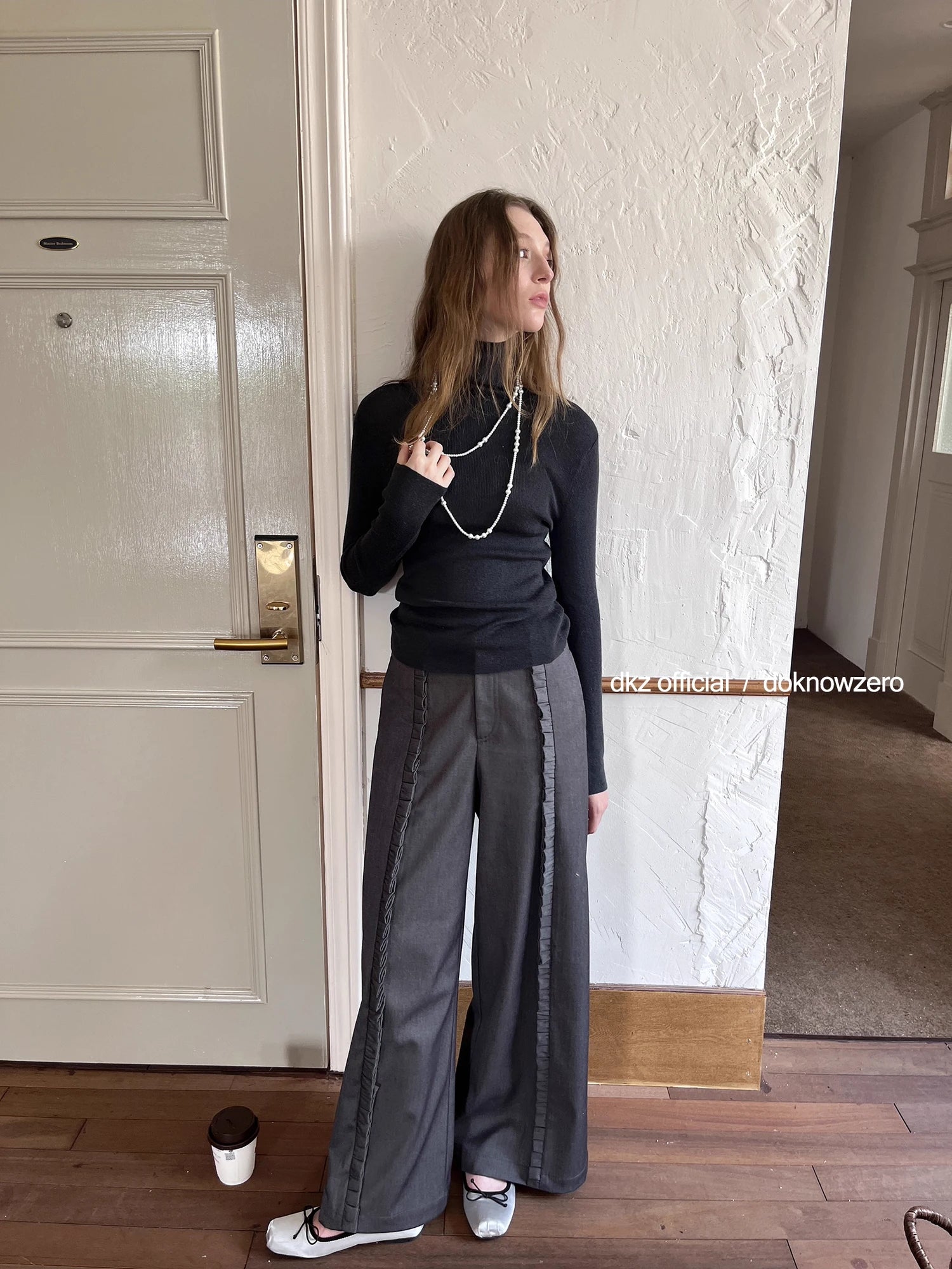 DKZ_OFFICIAL_High_Neck_Slim_Fit_Knit_Top_For_Women_MISSTT