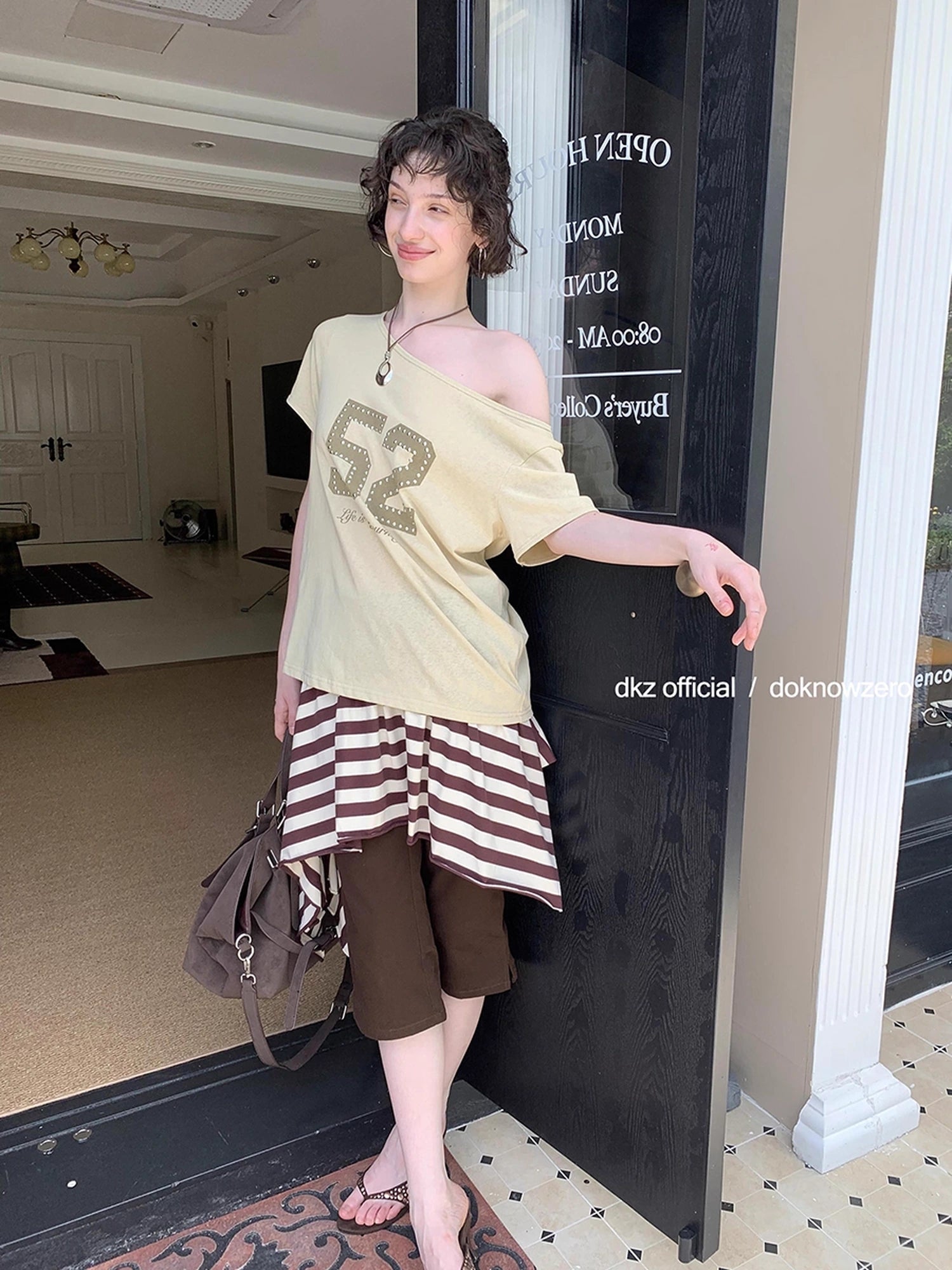DKZ_OFFICIAL_Irregular_Stripe_Layering_Skirt_With_Asymmetric_Hem_MISSTT