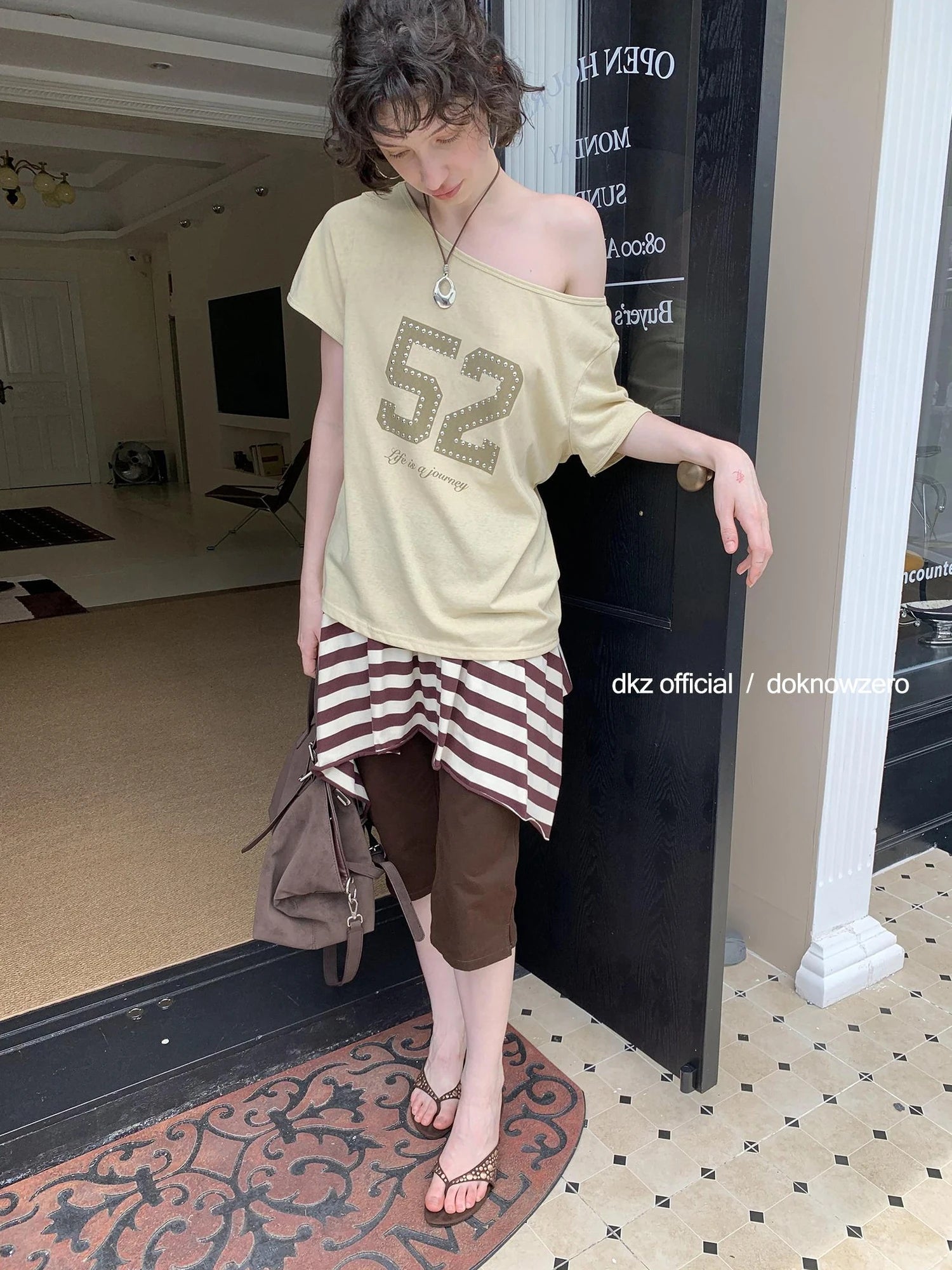 DKZ OFFICIAL Irregular Stripe Layering Skirt With Asymmetric Hem