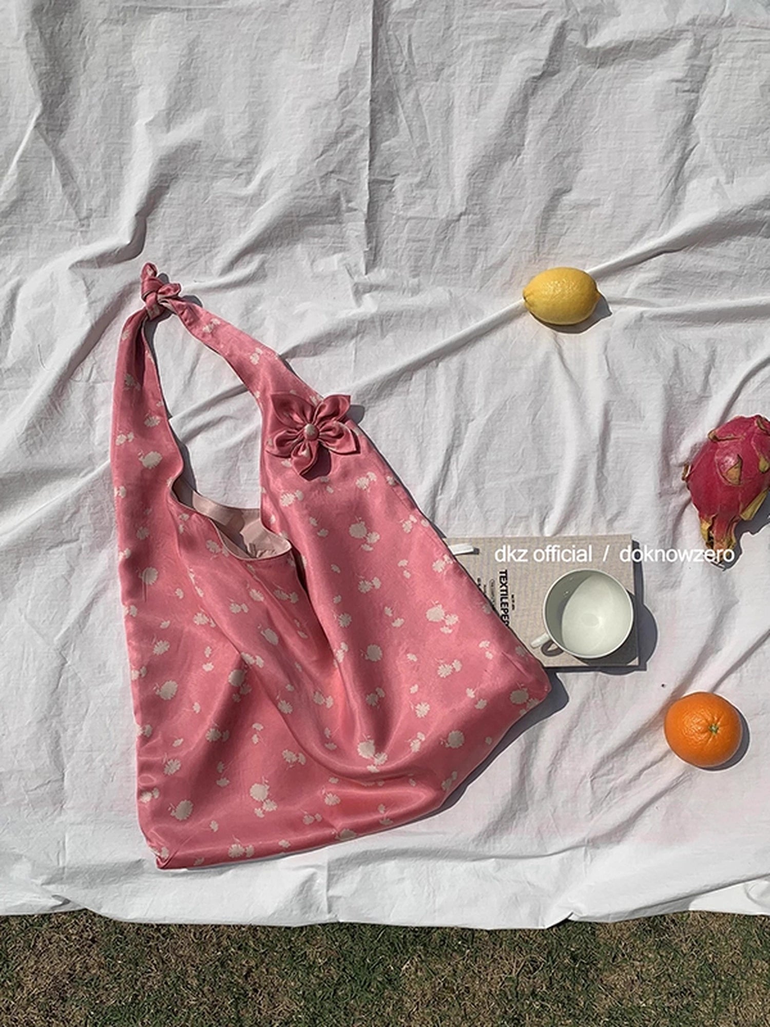 DKZ_OFFICIAL_Japanese_Cupro_Floral_Print_Commuter_Tote_Bag_MISSTT