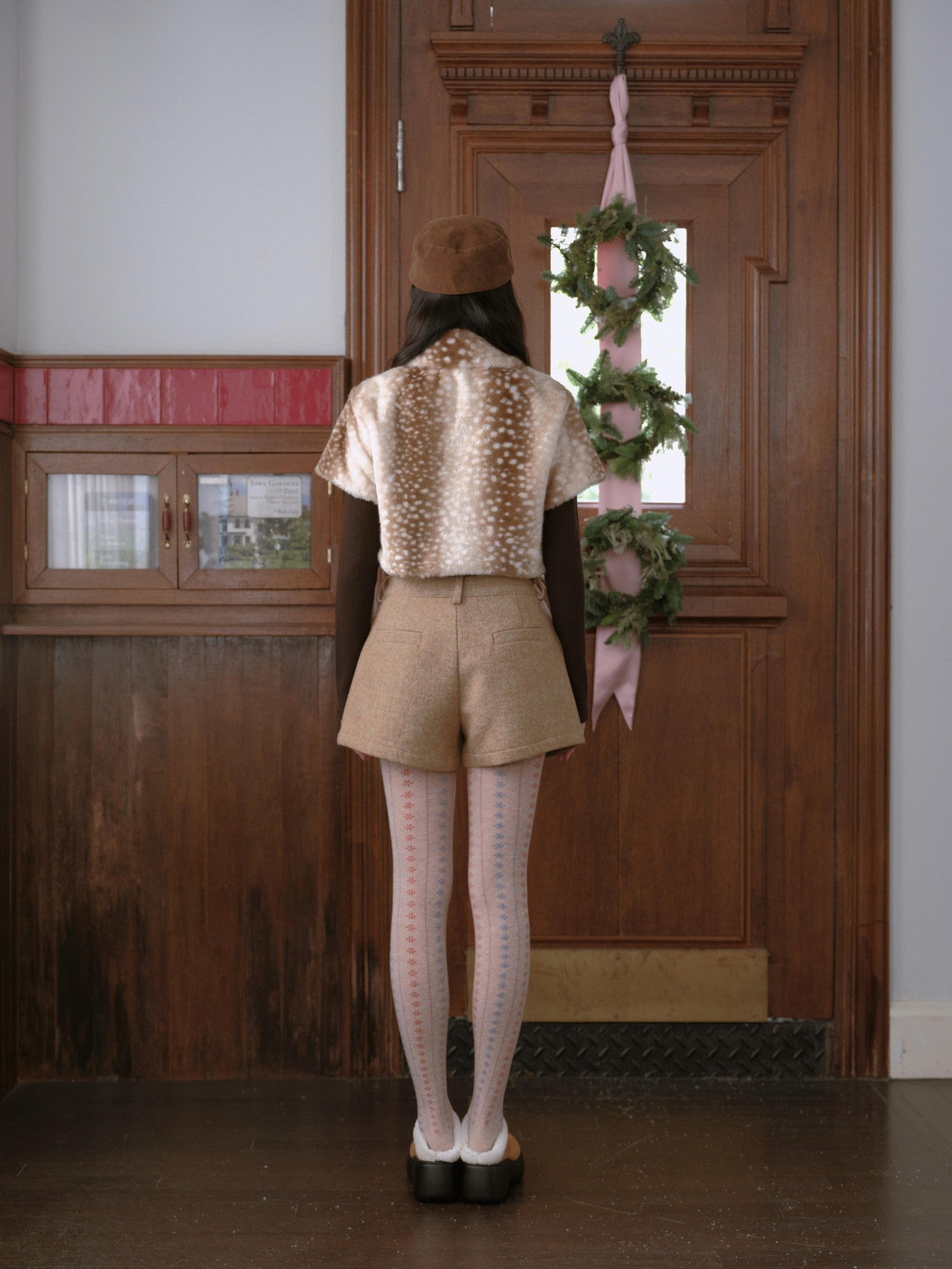 DKZ OFFICIAL Khaki Deer Print Buttoned Cropped Women&