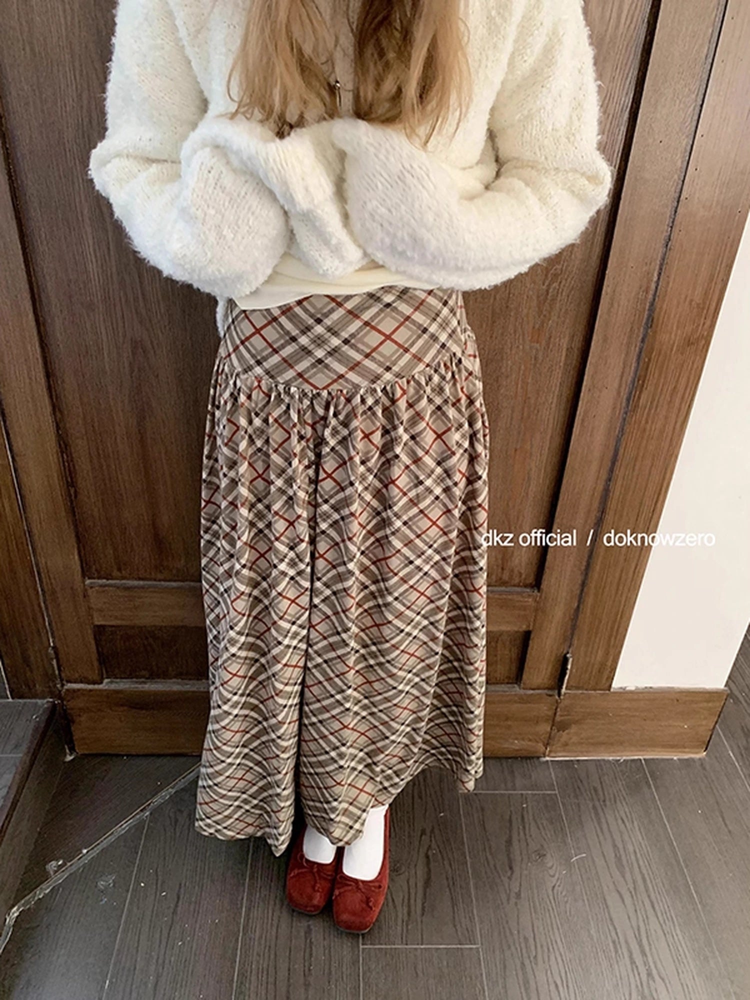 DKZ_OFFICIAL_Khaki_Plaid_Midi_Skirt_With_Drop_Waist_MISSTT