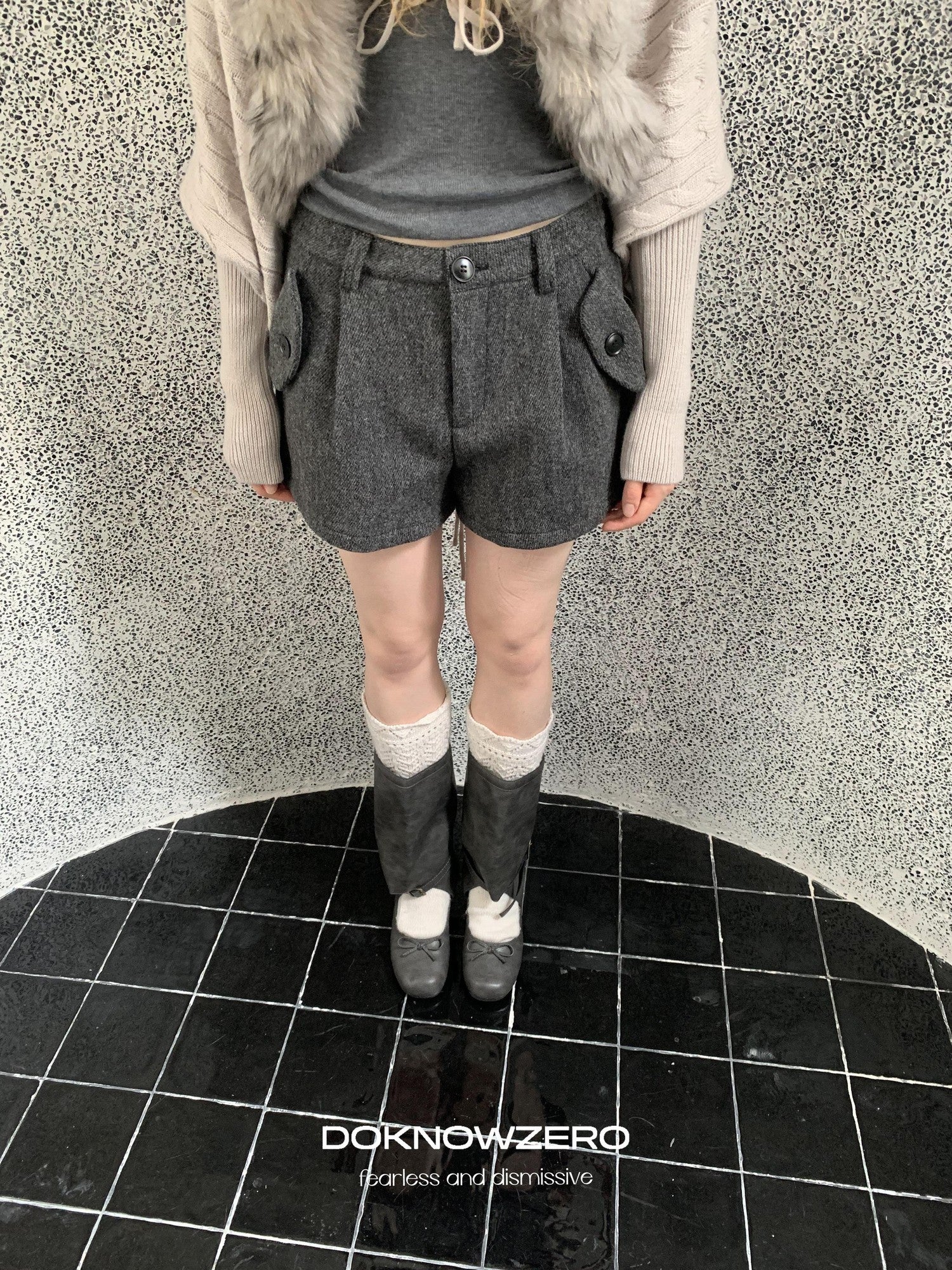 DKZ OFFICIAL Khaki Pleated Layered Vintage Straight Women&