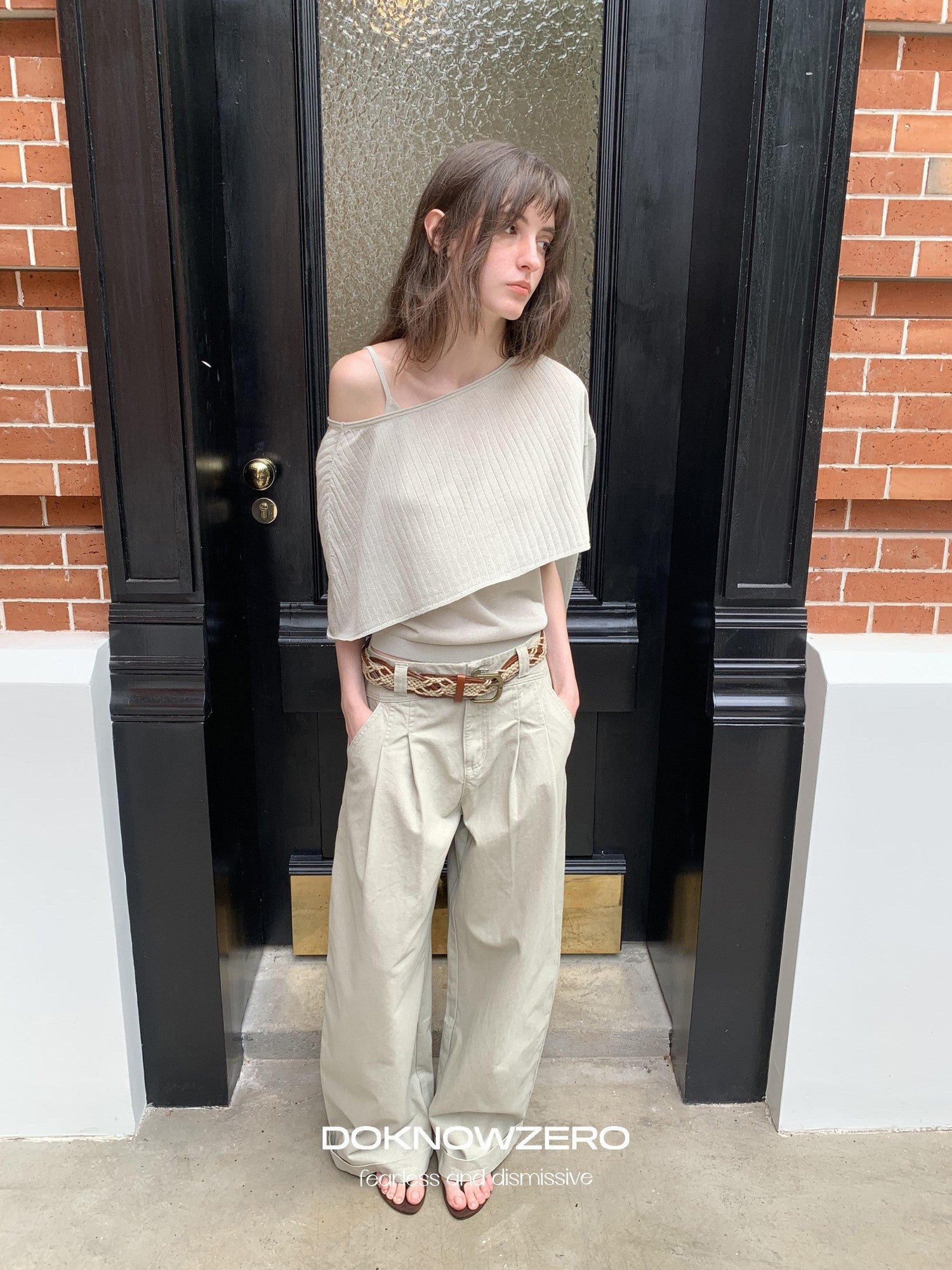 DKZ OFFICIAL Khaki Pleated Relaxed Korean Commuter Women&