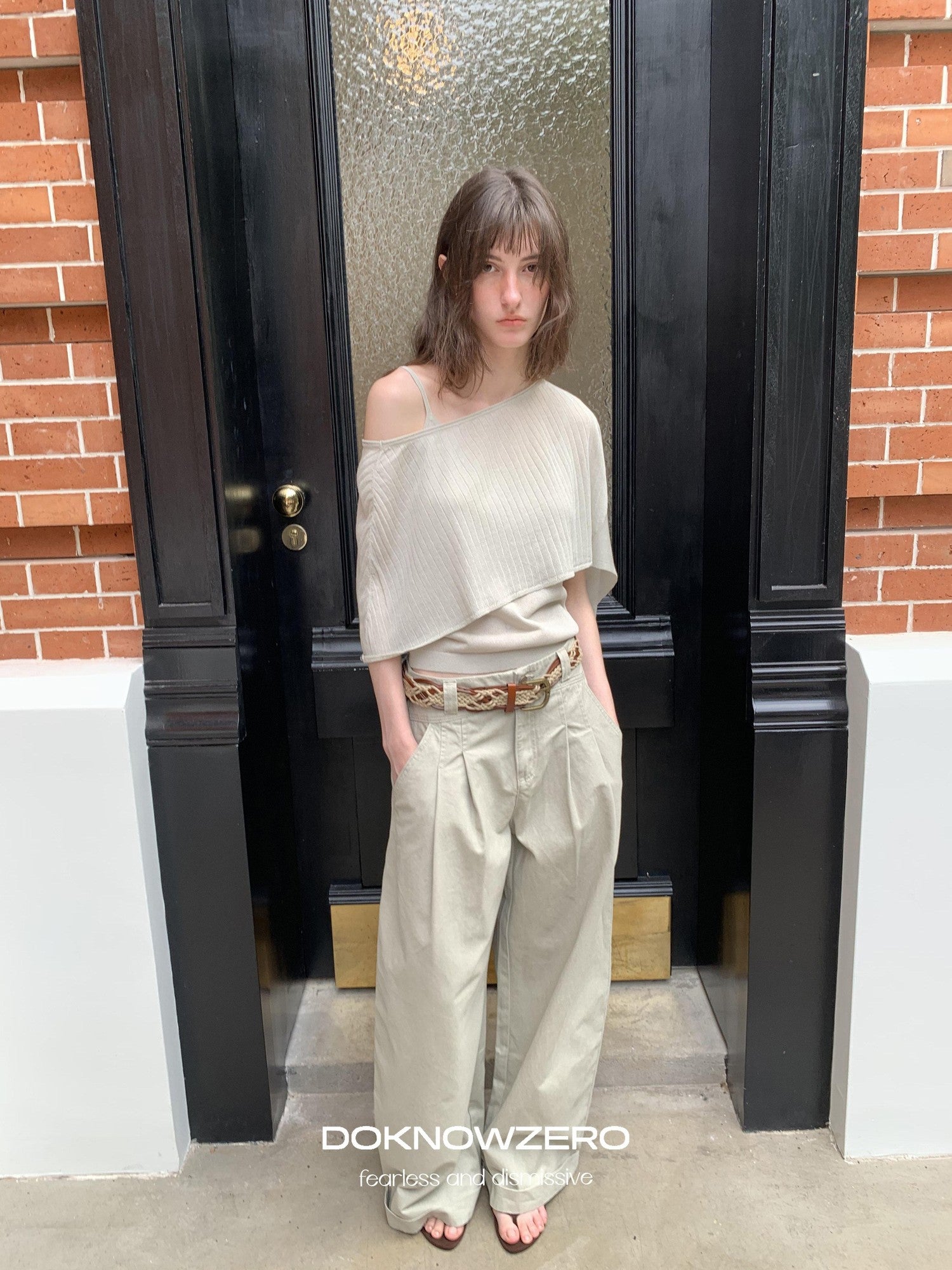 DKZ OFFICIAL Khaki Pleated Relaxed Korean Commuter Women&