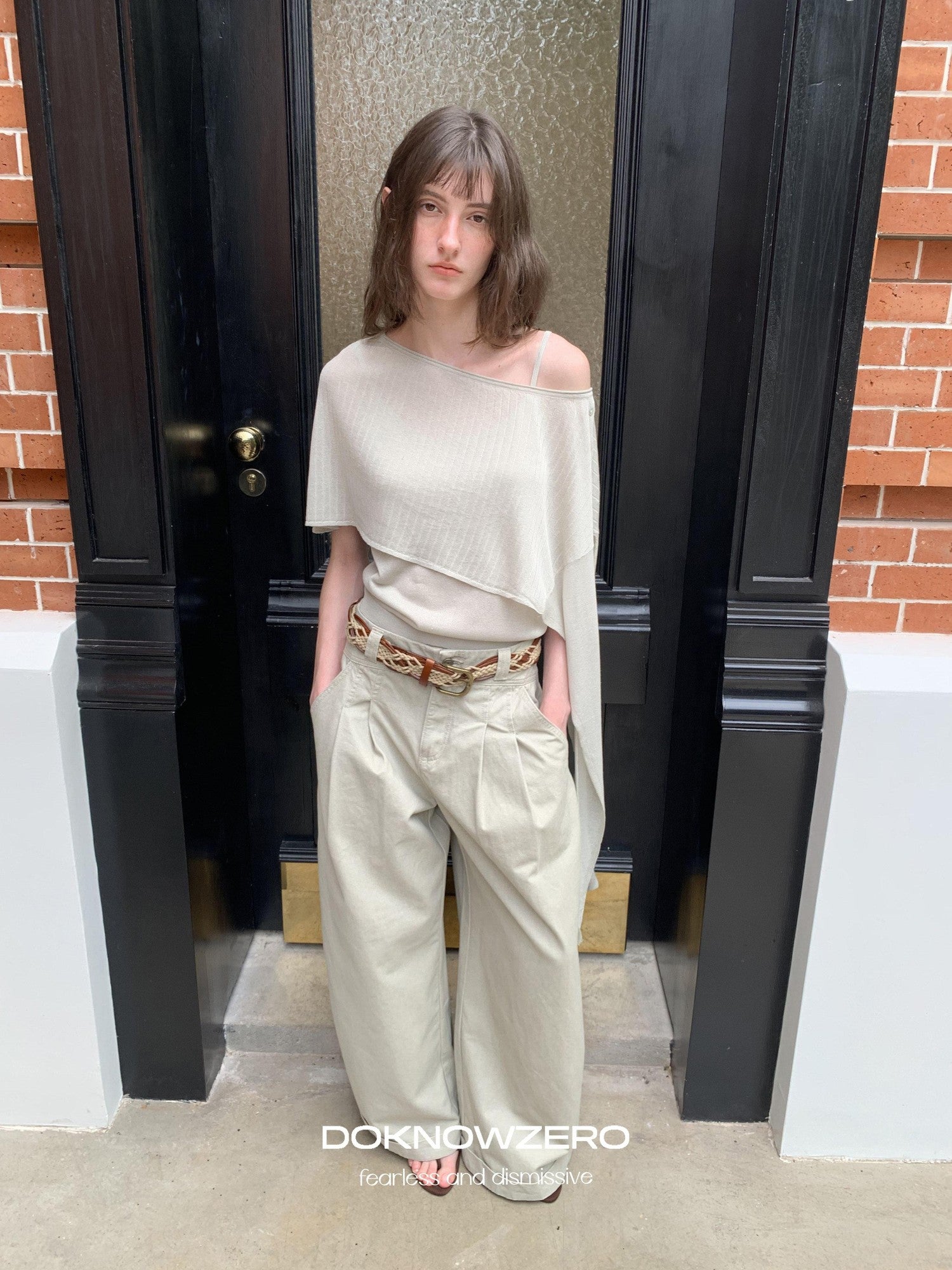 DKZ OFFICIAL Khaki Pleated Relaxed Korean Commuter Women&