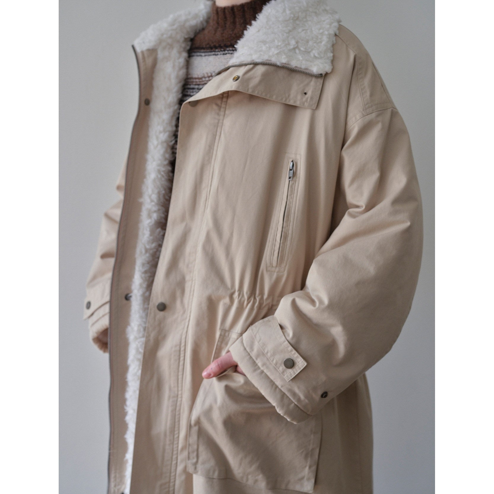 DKZ_OFFICIAL_Khaki_Single_Breasted_Relaxed_Fit_Women&