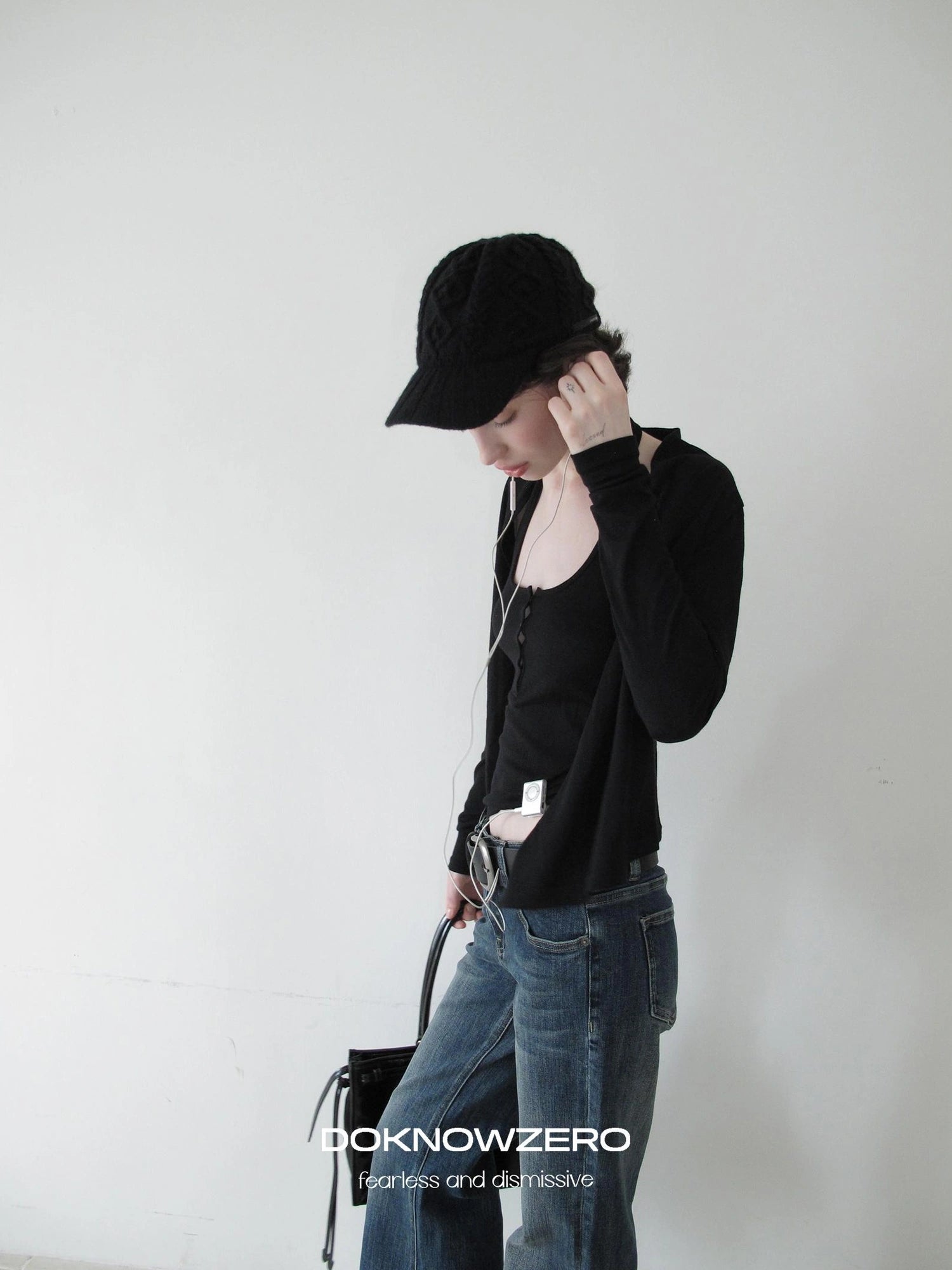 DKZ OFFICIAL Knitted Halter Vest And Cardigan Two Piece Set