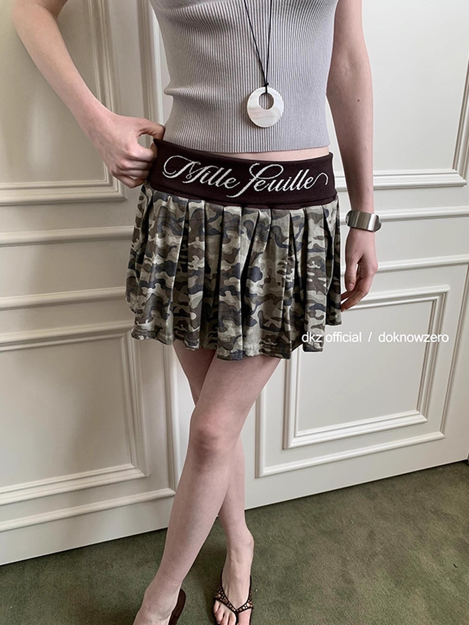DKZ_OFFICIAL_Knitted_Waist_Camouflage_A_Line_Skirt_MISSTT