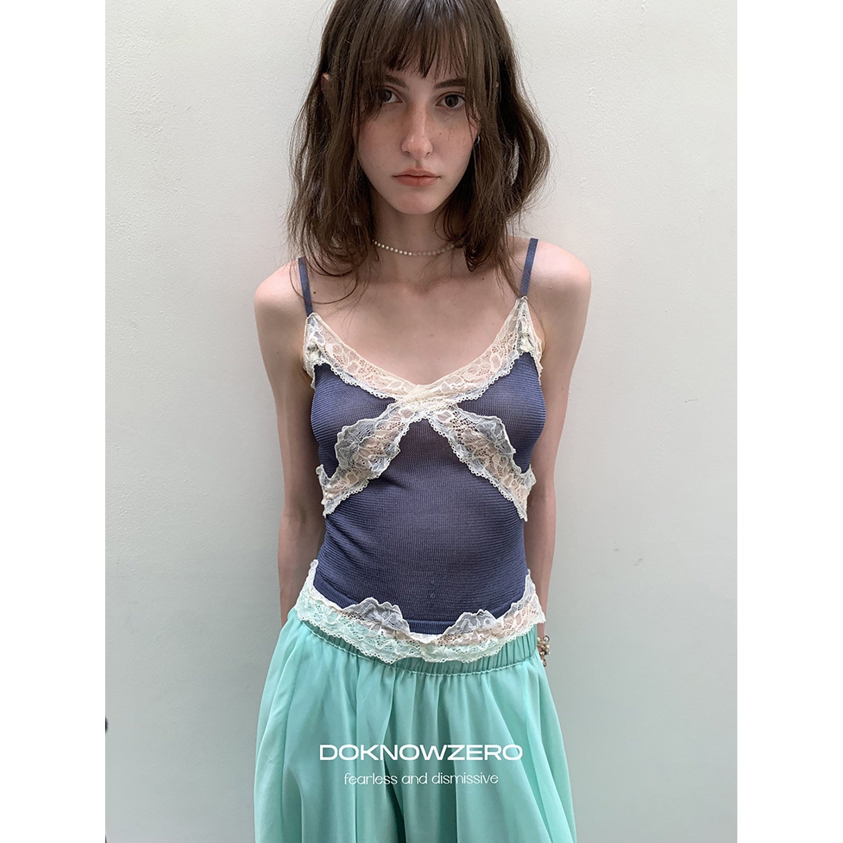 DKZ_OFFICIAL_Lace_Trim_V-neck_Spaghetti_Strap_Slim_Fit_Women&