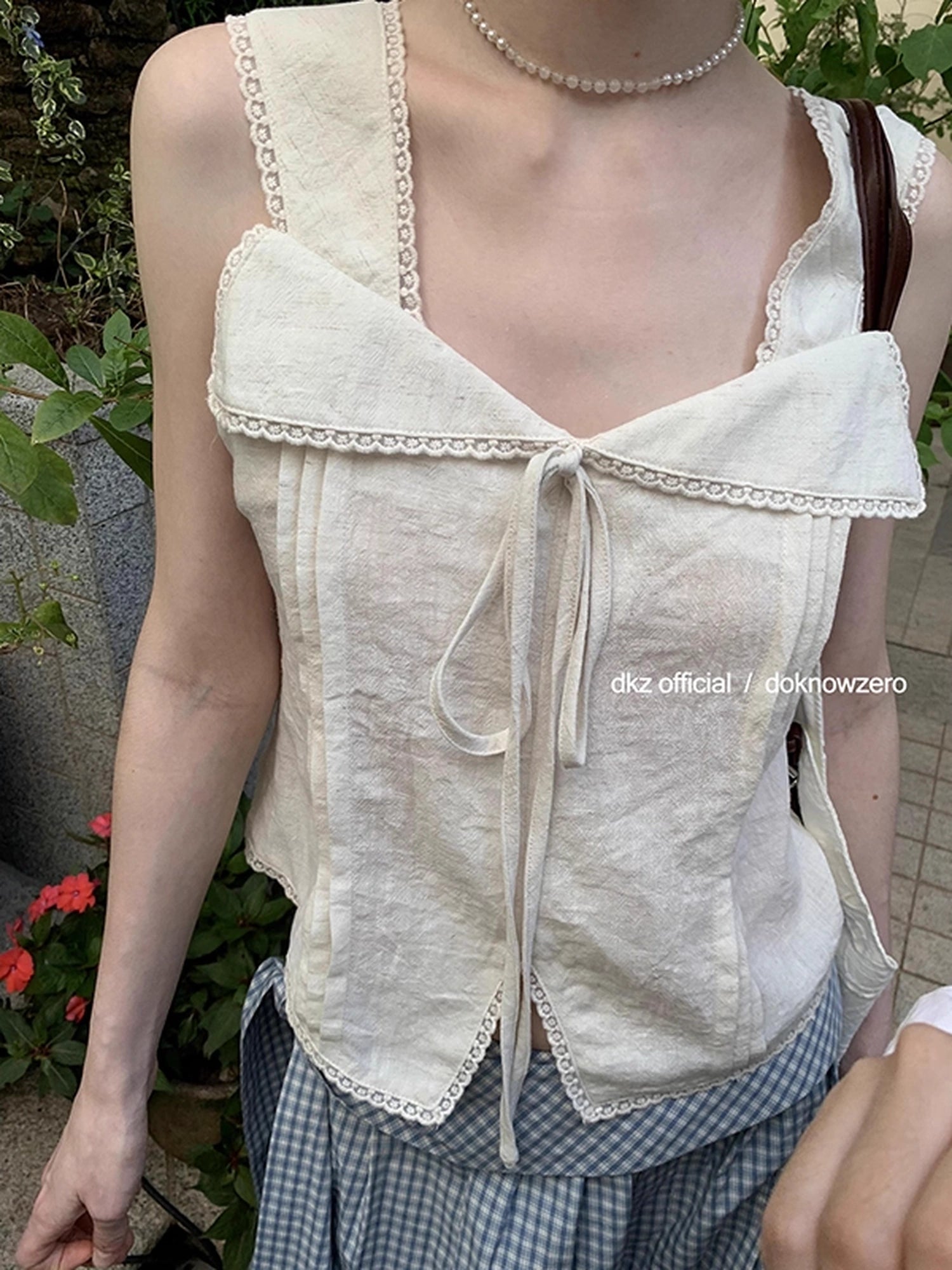 DKZ_OFFICIAL_Lace_Trimmed_Peach_Linen_Blend_Tank_Top_MISSTT