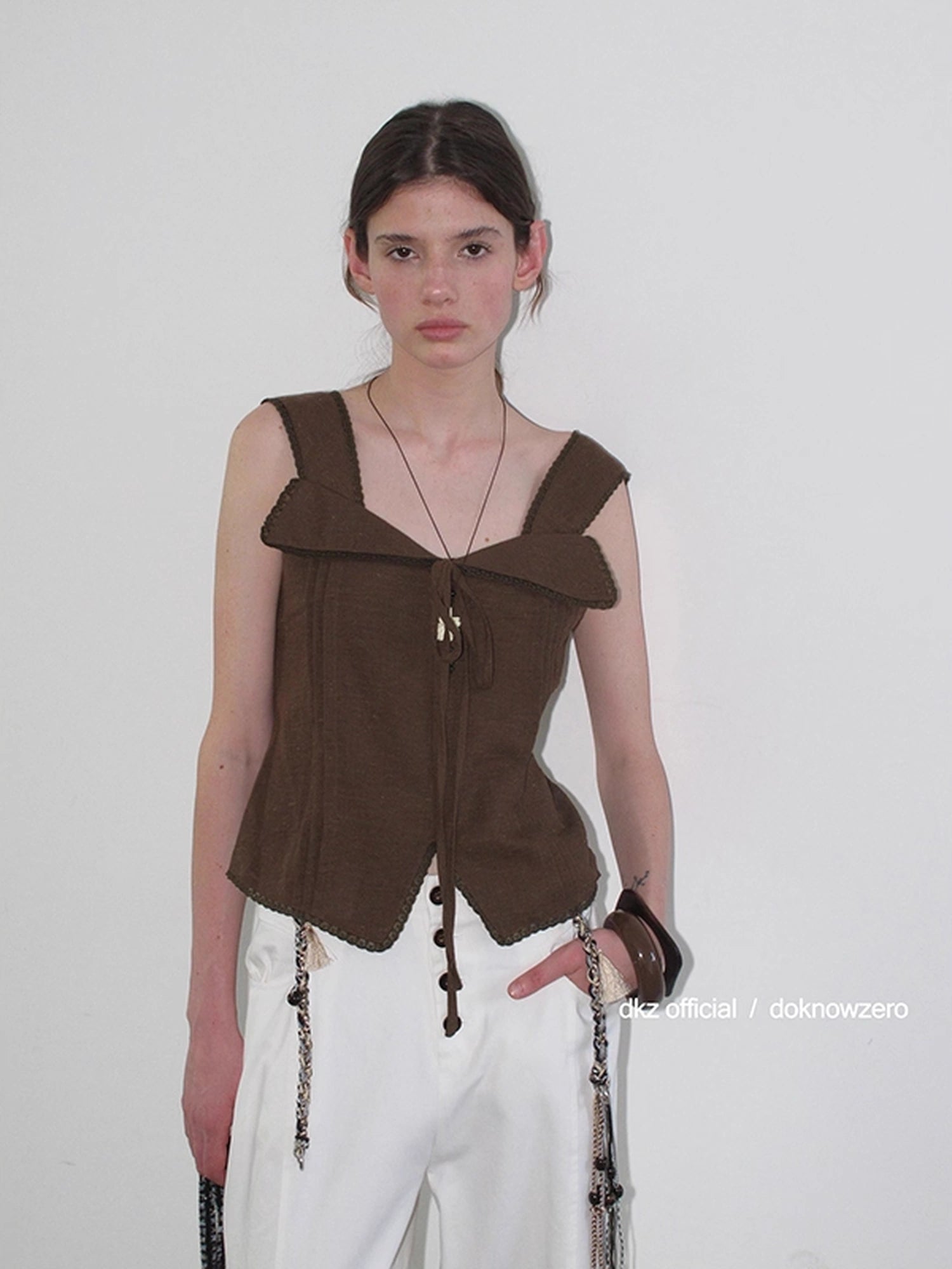 DKZ_OFFICIAL_Lace_Trimmed_Peach_Linen_Blend_Tank_Top_MISSTT