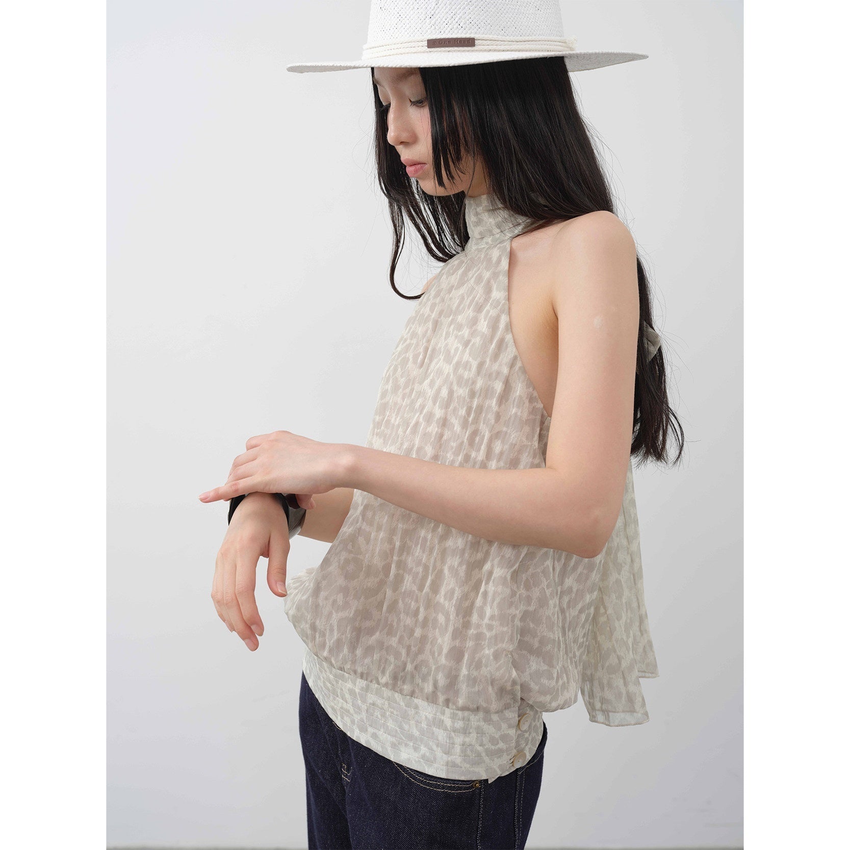 DKZ_OFFICIAL_Leopard_Halter_Tie_Back_Backless_Women&
