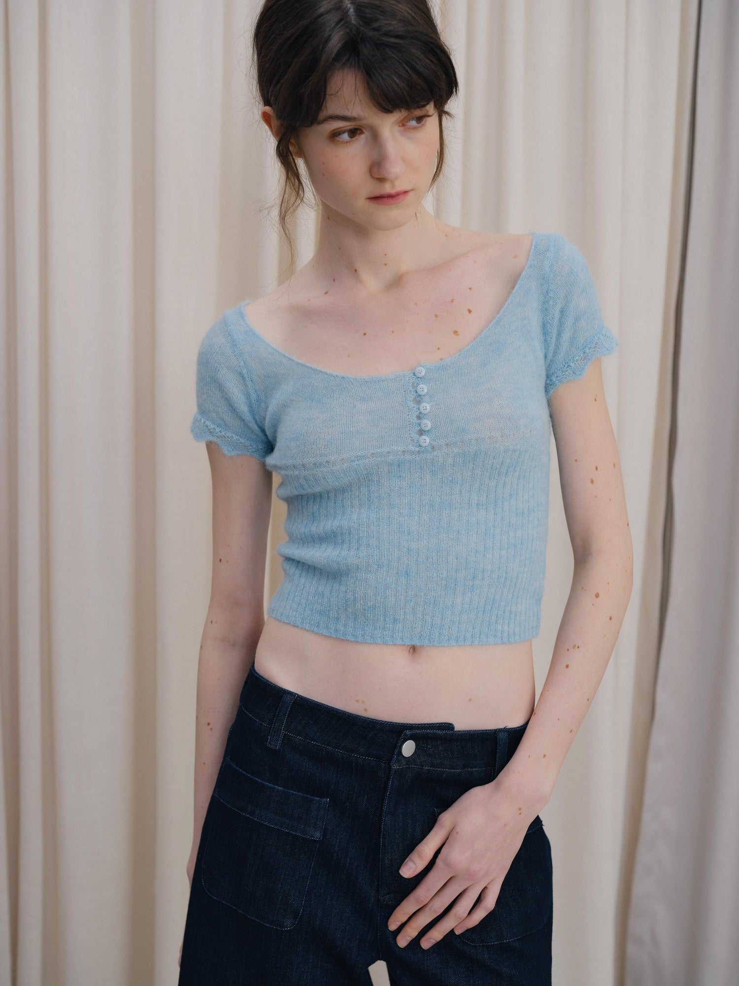 DKZ OFFICIAL Light Blue U Neck Knit Slim Fit Cropped Women&