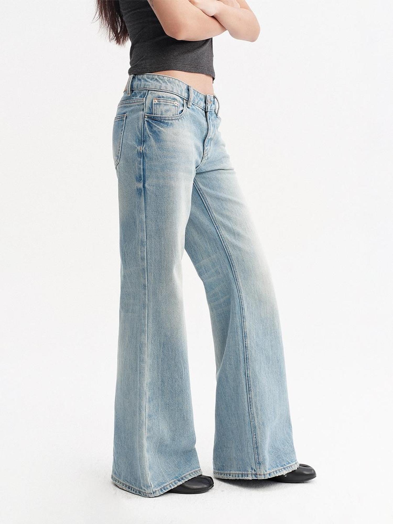 DKZ OFFICIAL Light Blue Washed Micro Flare Button Fly Women&