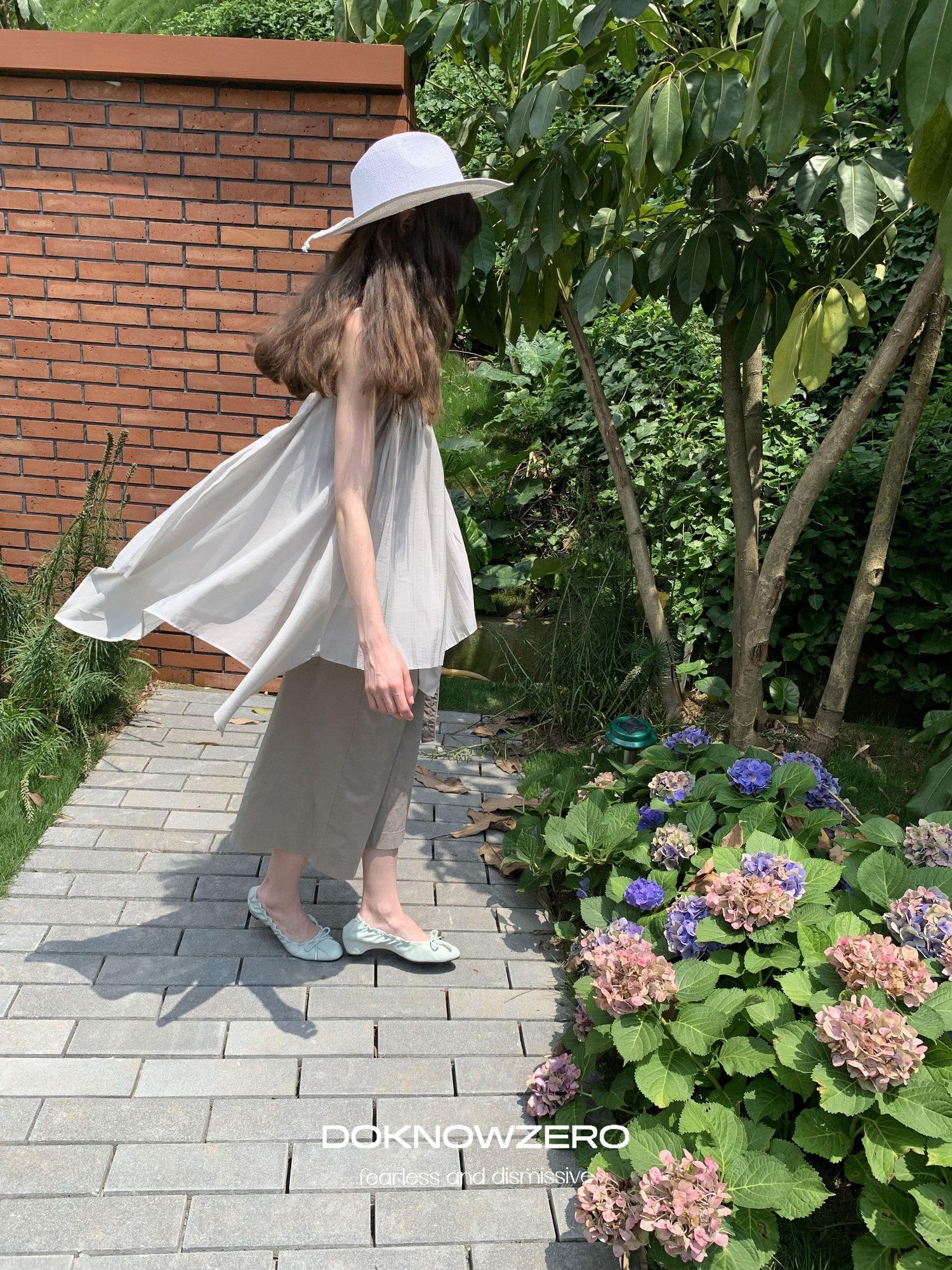 DKZ OFFICIAL Light Gray Pleated A Line Loose Women&