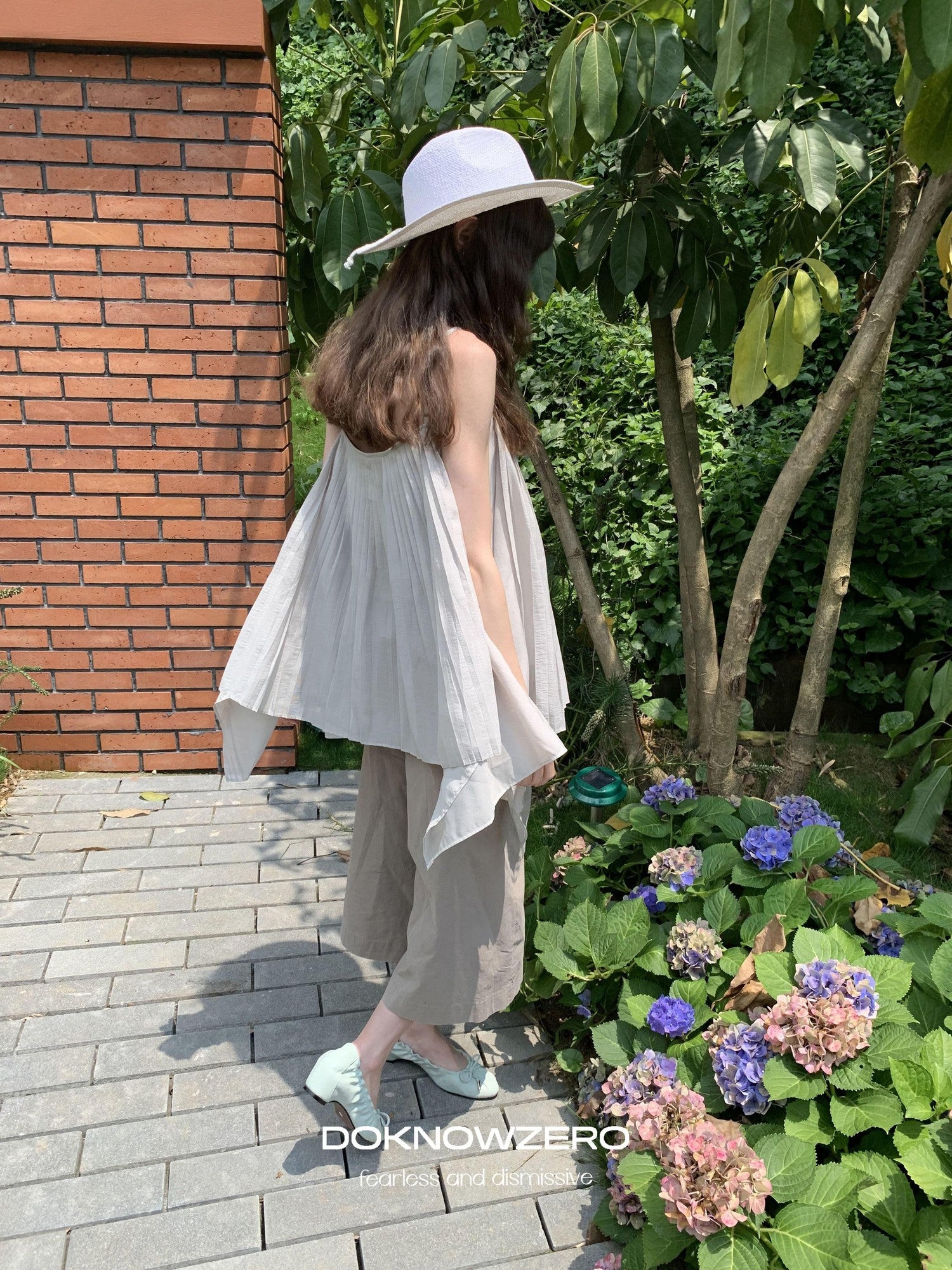 DKZ OFFICIAL Light Gray Pleated A Line Loose Women&