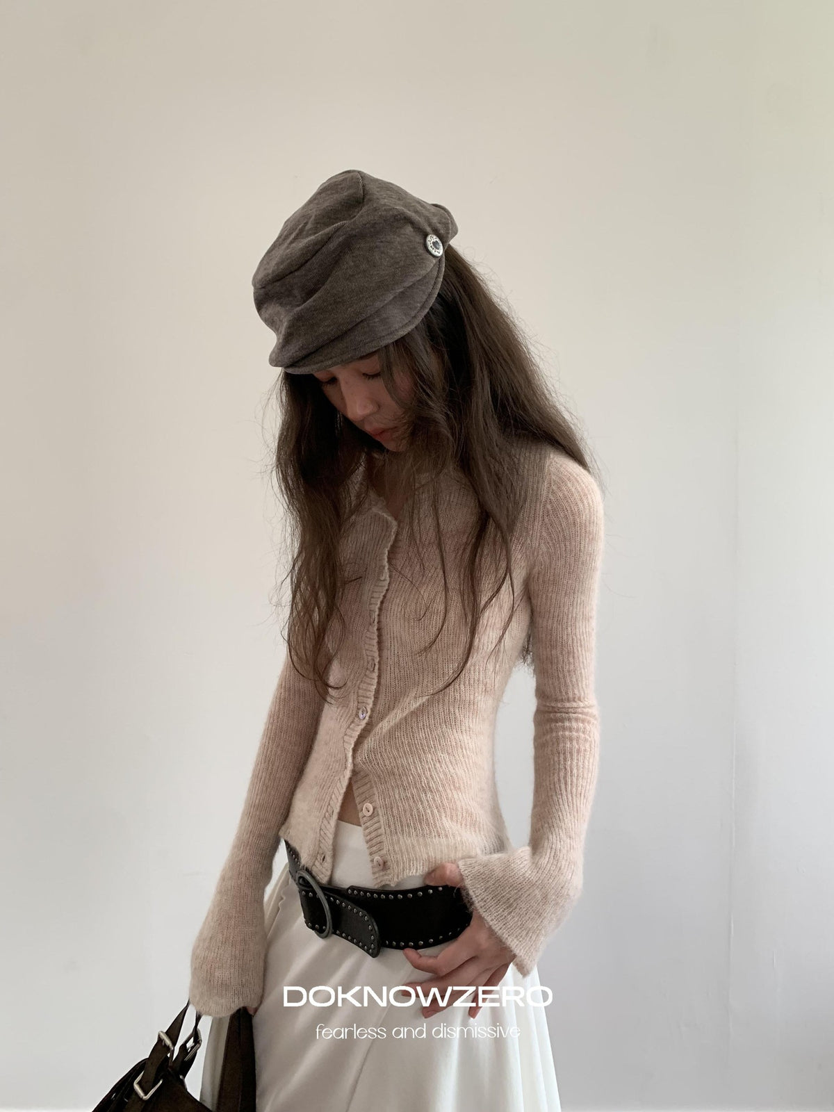 DKZ OFFICIAL Lightweight Slim Fit Round Neck Alpaca Wool Women&