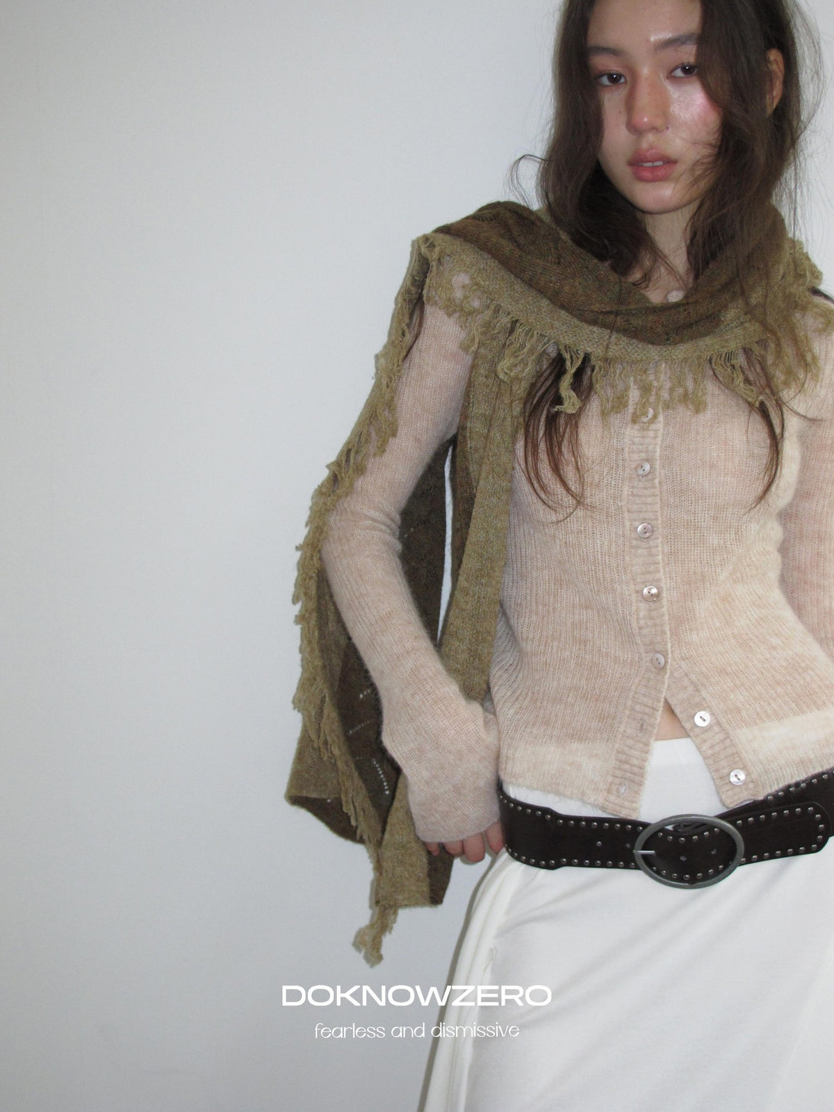 DKZ OFFICIAL Lightweight Slim Fit Round Neck Alpaca Wool Women&