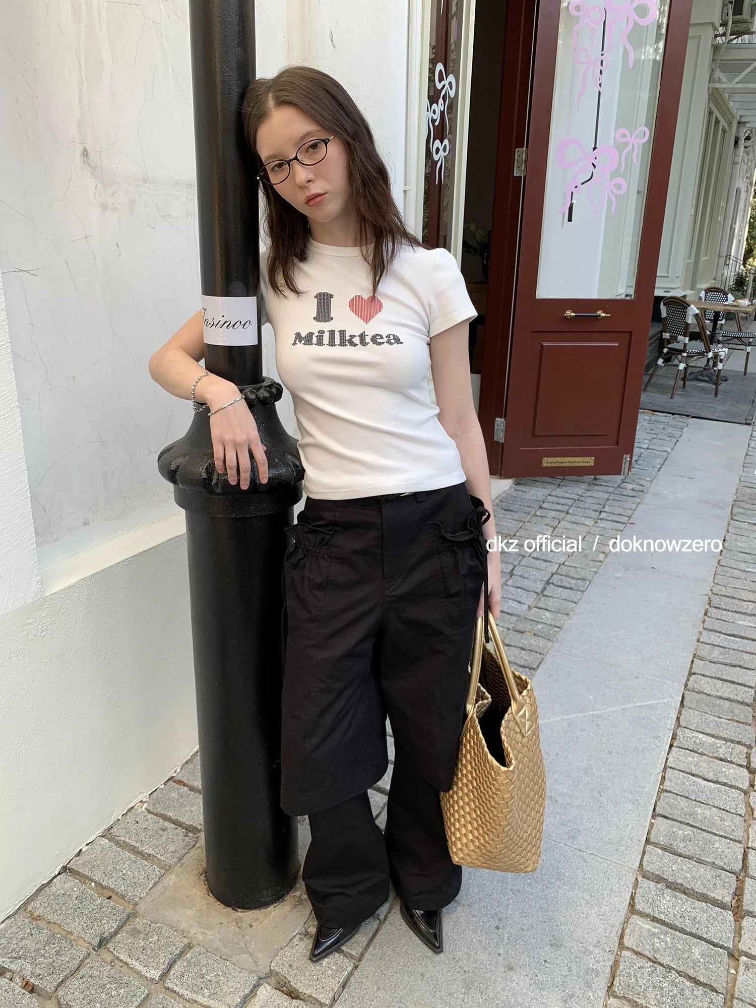 DKZ OFFICIAL Love Milktea Print Fitted Tee