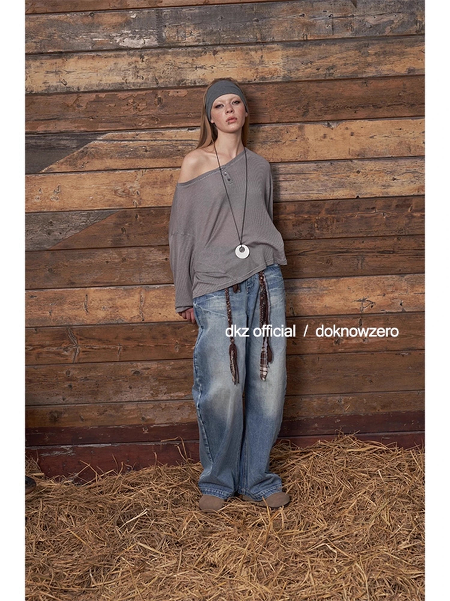 DKZ_OFFICIAL_Lyocell_Wool_Off_Shoulder_Striped_Long_Sleeve_Top_MISSTT