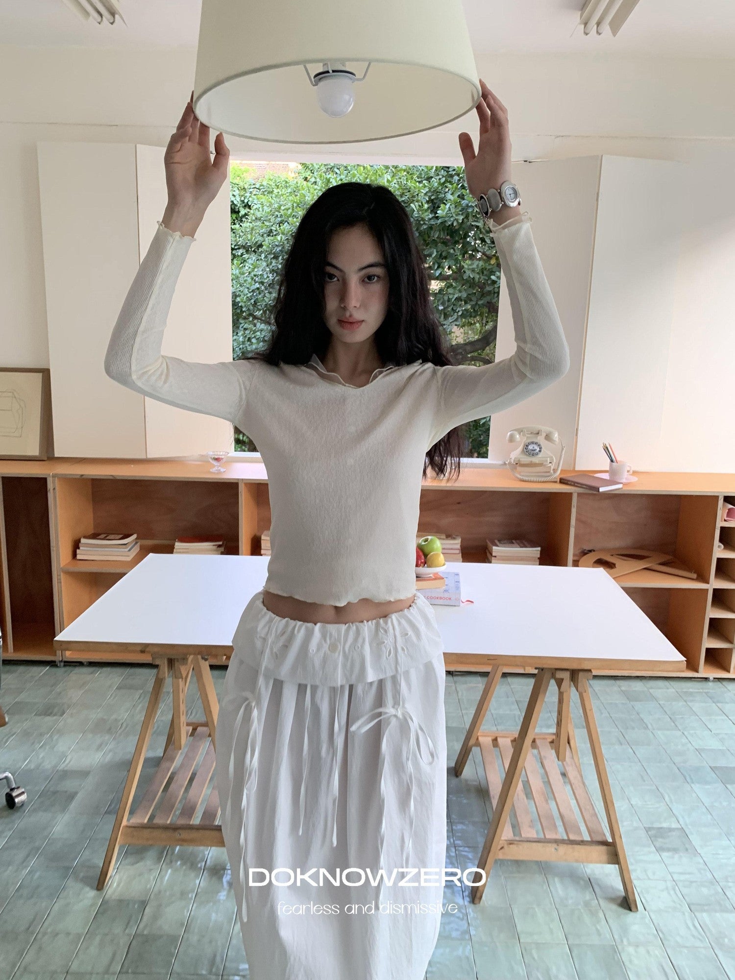 DKZ OFFICIAL Mesh V-neck Knit Hooded Two Piece Women&