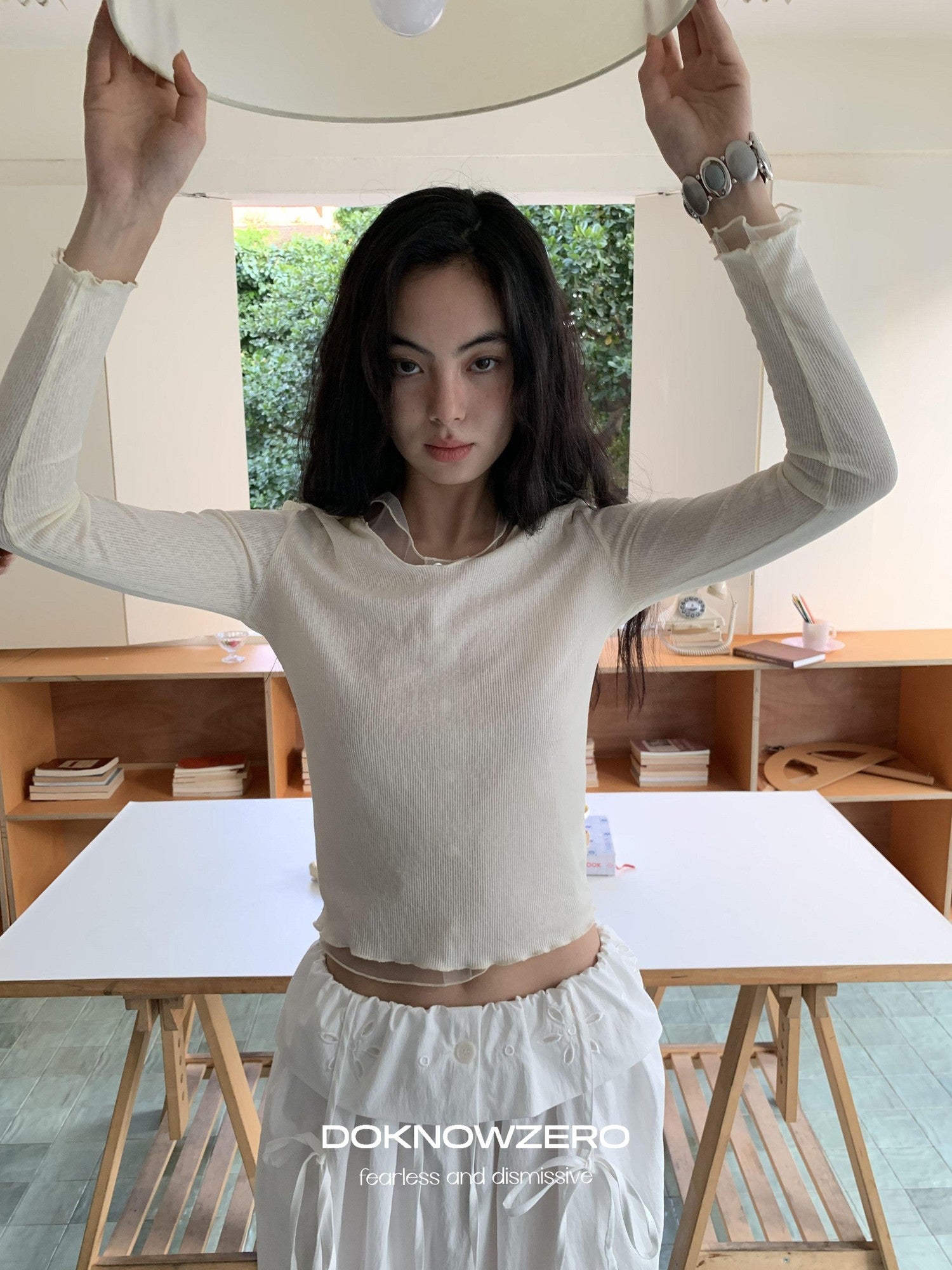 DKZ OFFICIAL Mesh V-neck Knit Hooded Two Piece Women&