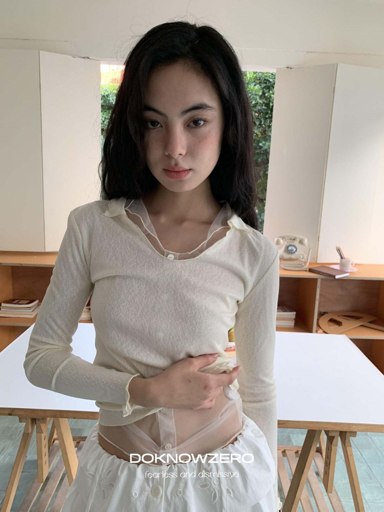 DKZ OFFICIAL Mesh V-neck Knit Hooded Two Piece Women&
