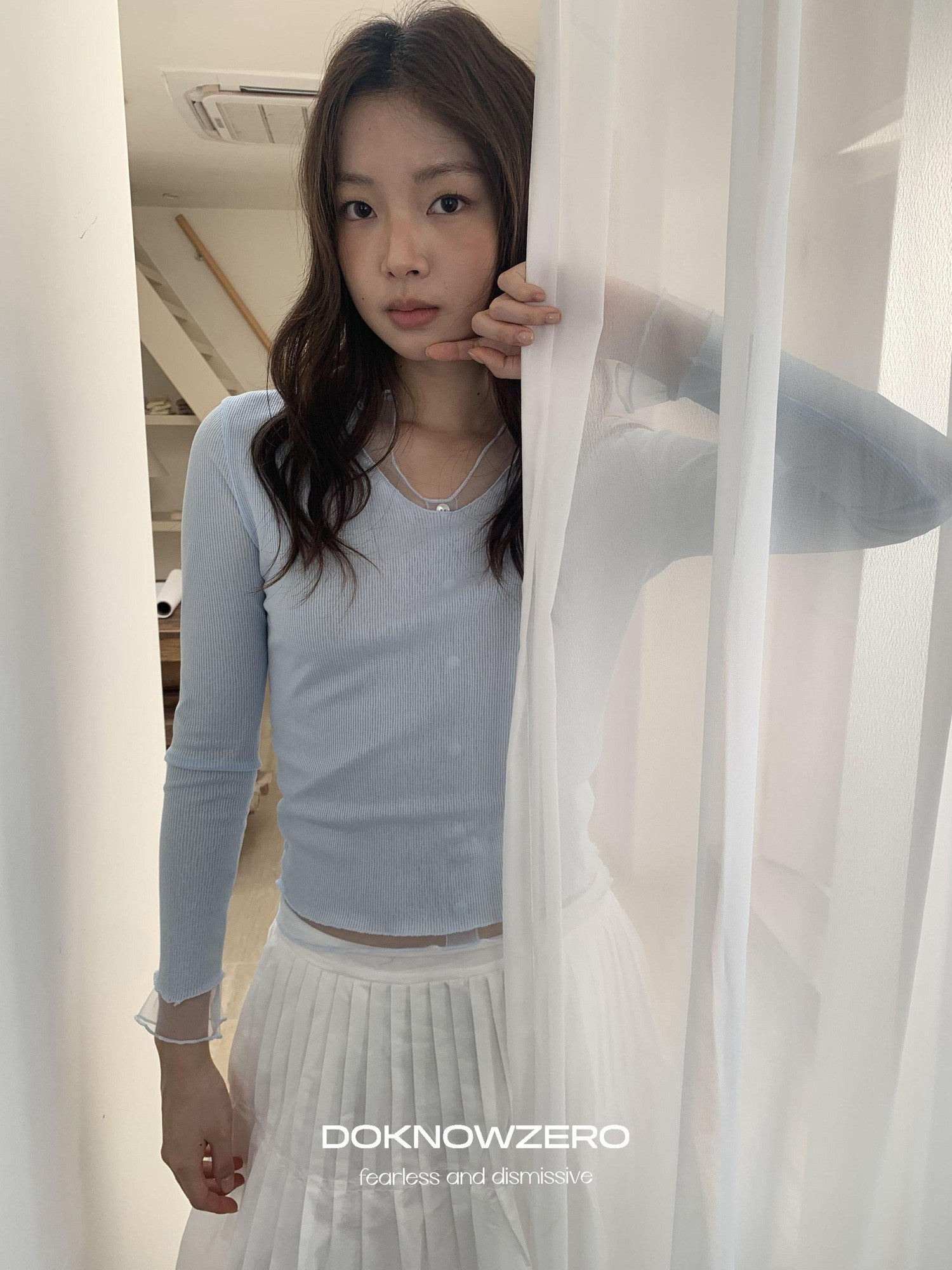 DKZ OFFICIAL Mesh V-neck Knit Hooded Two Piece Women&