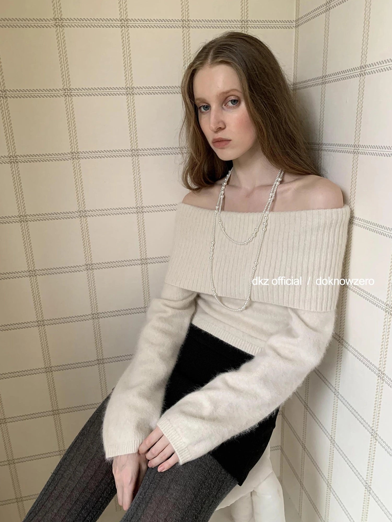 DKZ OFFICIAL One Shoulder Apricot Raccoon Wool Knit Sweater