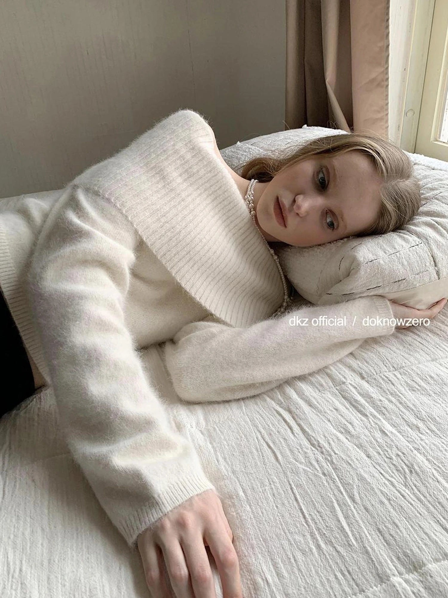 DKZ OFFICIAL One Shoulder Apricot Raccoon Wool Knit Sweater