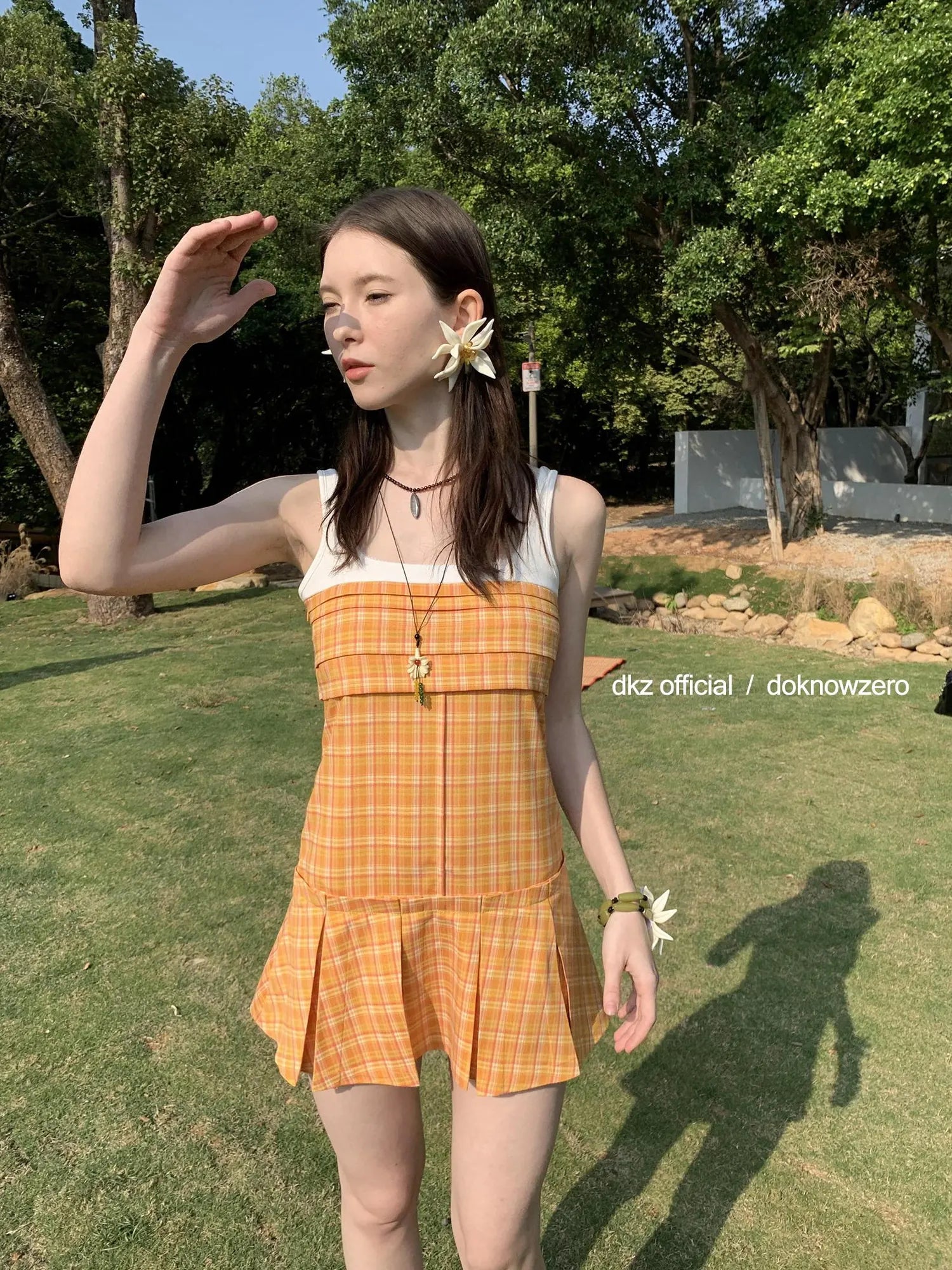 DKZ OFFICIAL Orange Plaid Strappy Midi Dress With Pleated Skirt