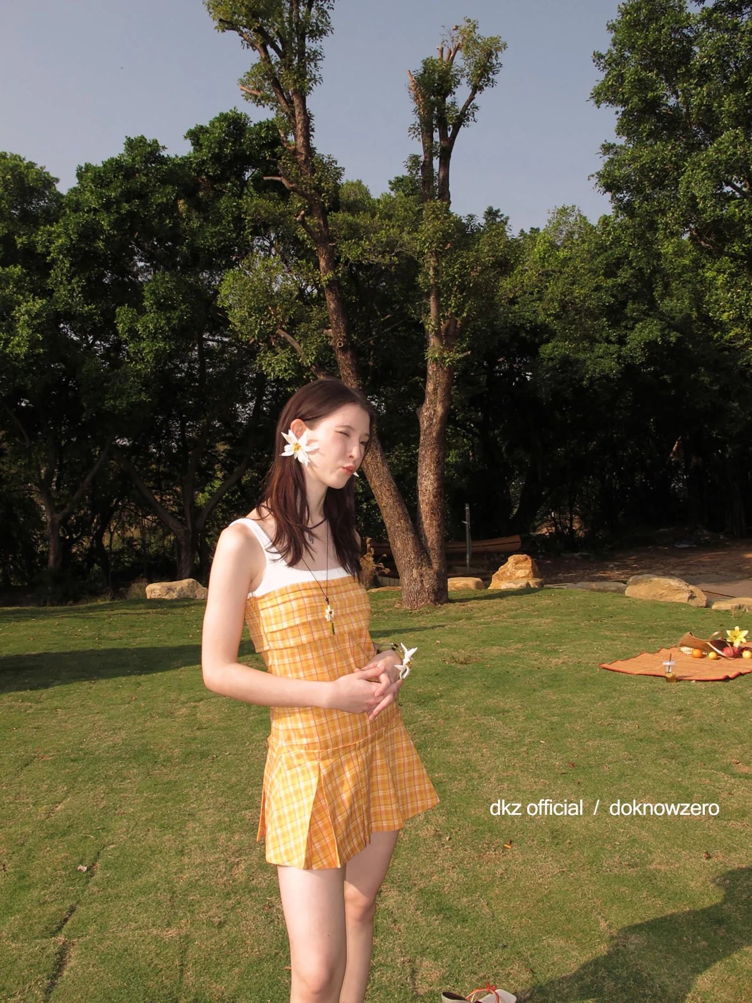 DKZ OFFICIAL Orange Plaid Strappy Midi Dress With Pleated Skirt