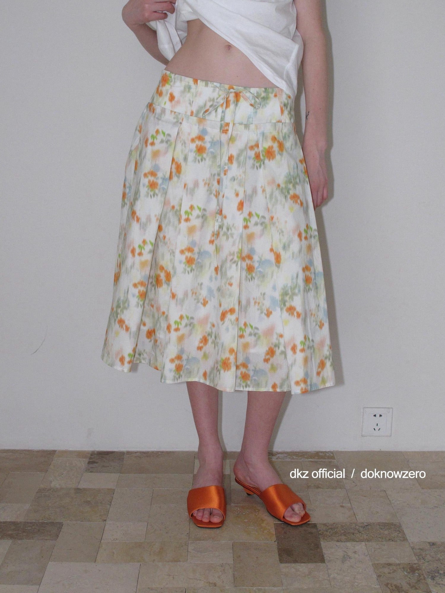 DKZ OFFICIAL Orange Retro Pleated Printed A Line Loose Women&
