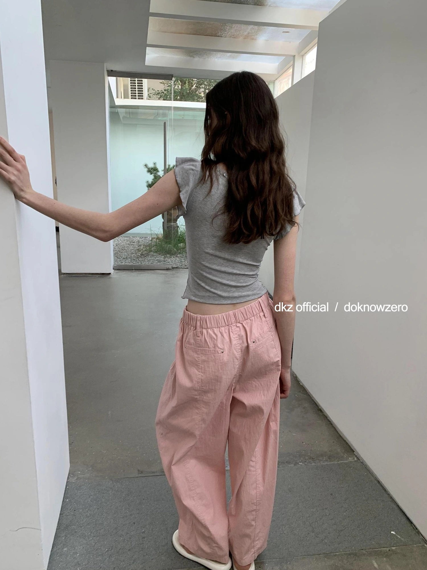 DKZ OFFICIAL Pink Wide Leg Trousers With 3D Tailoring